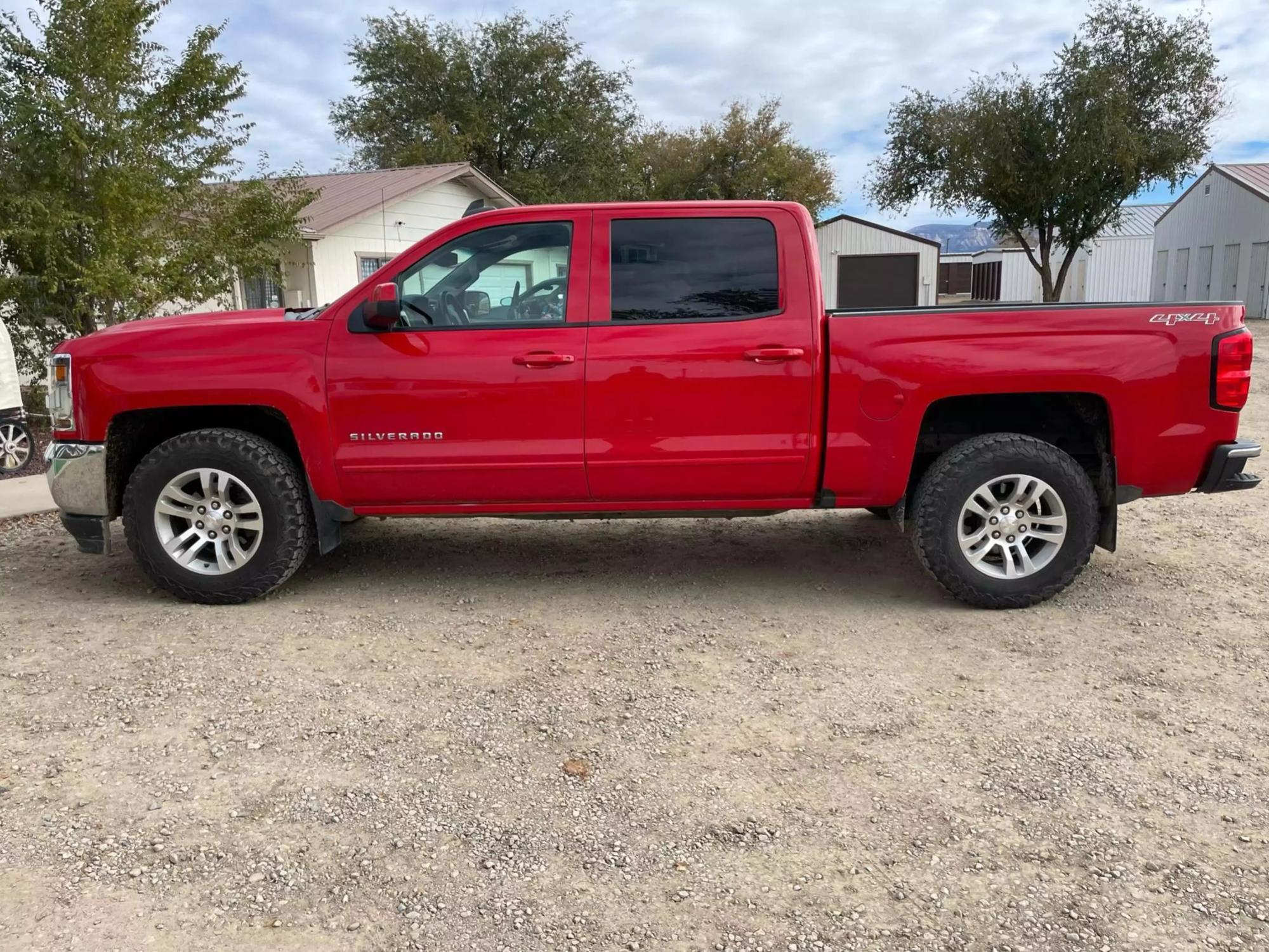 2016 Chevrolet Silverado 1500 LT photo 19