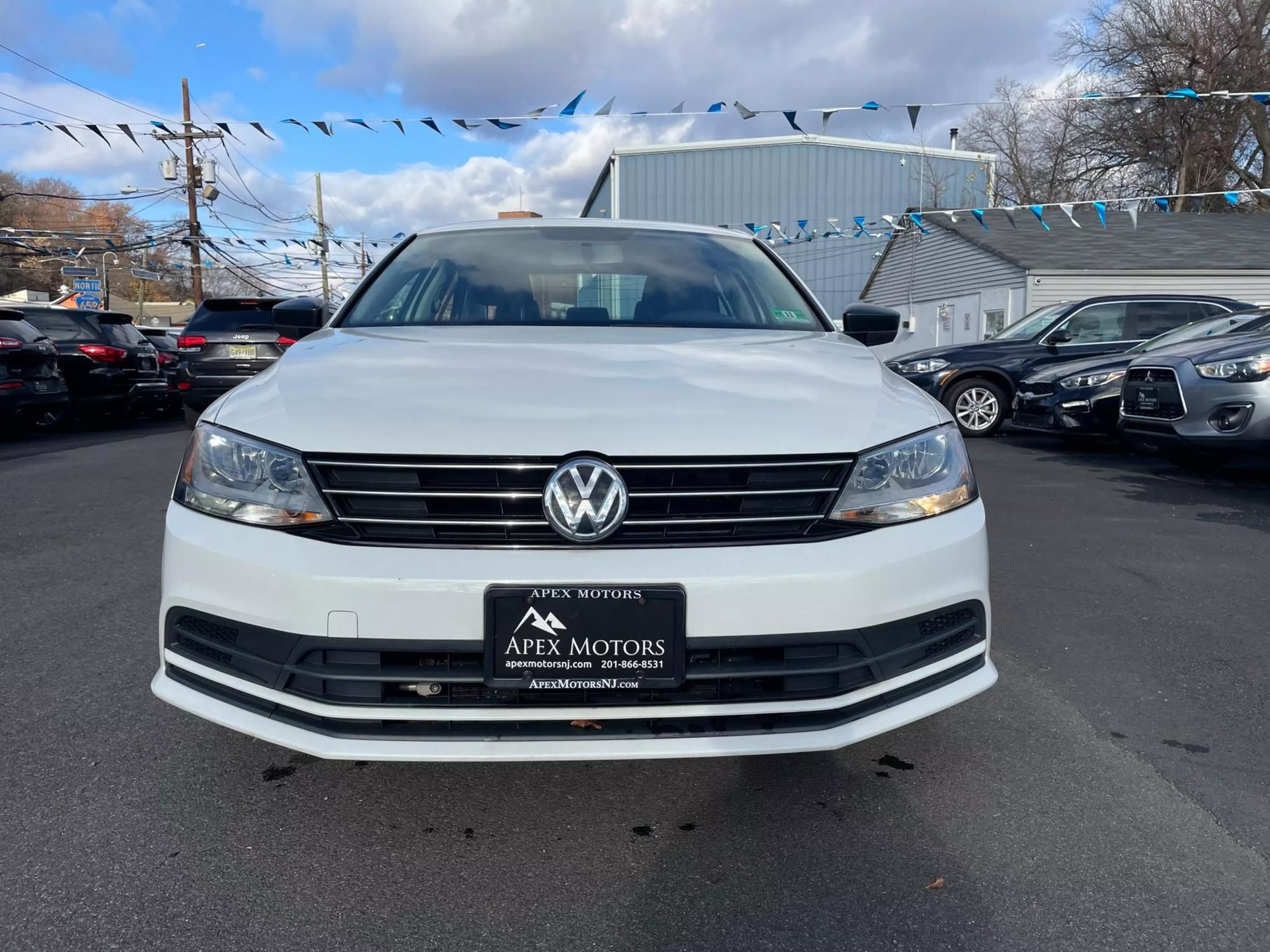 2015 Volkswagen Jetta S photo 56