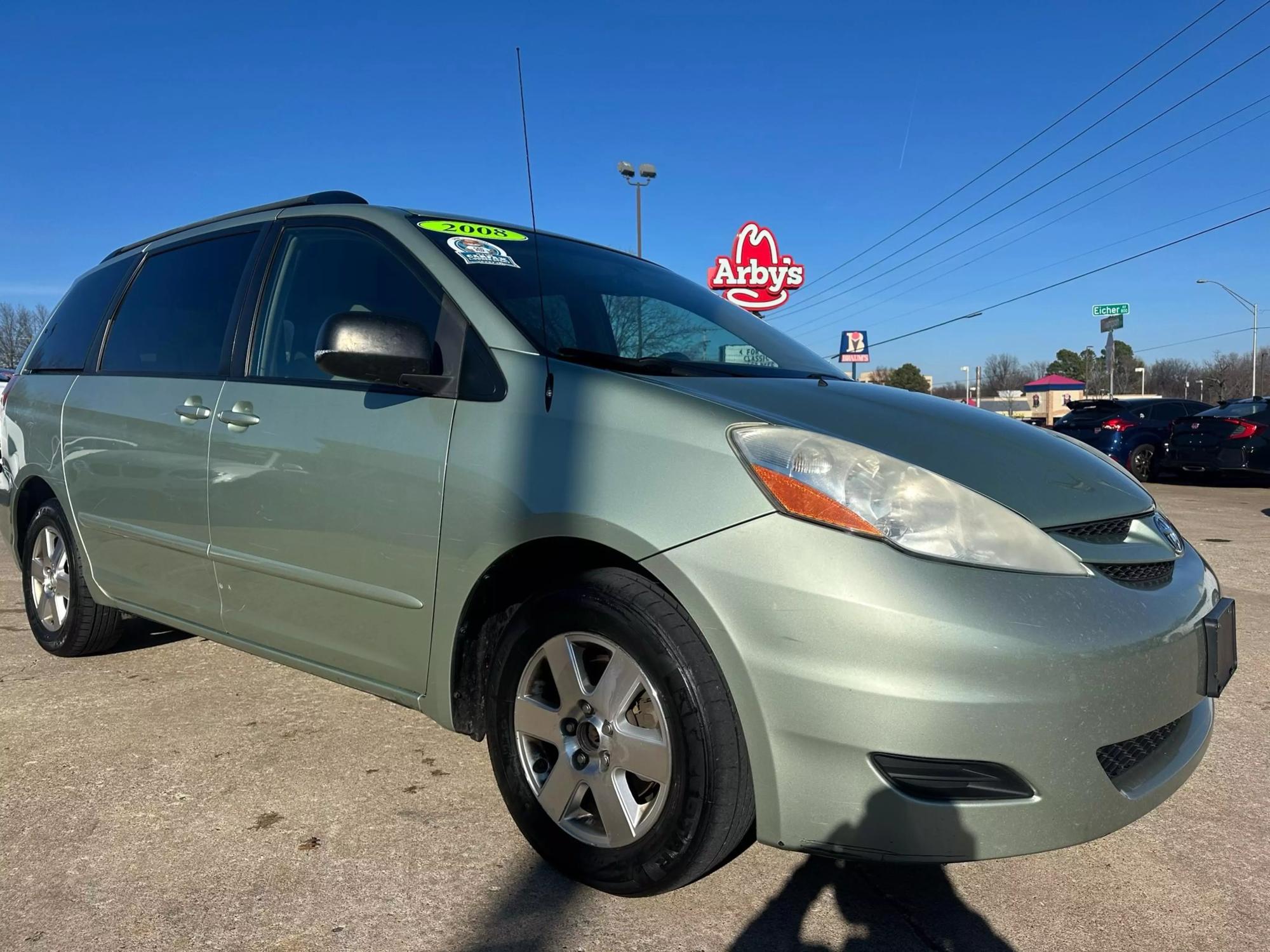 2008 Toyota Sienna CE photo 38