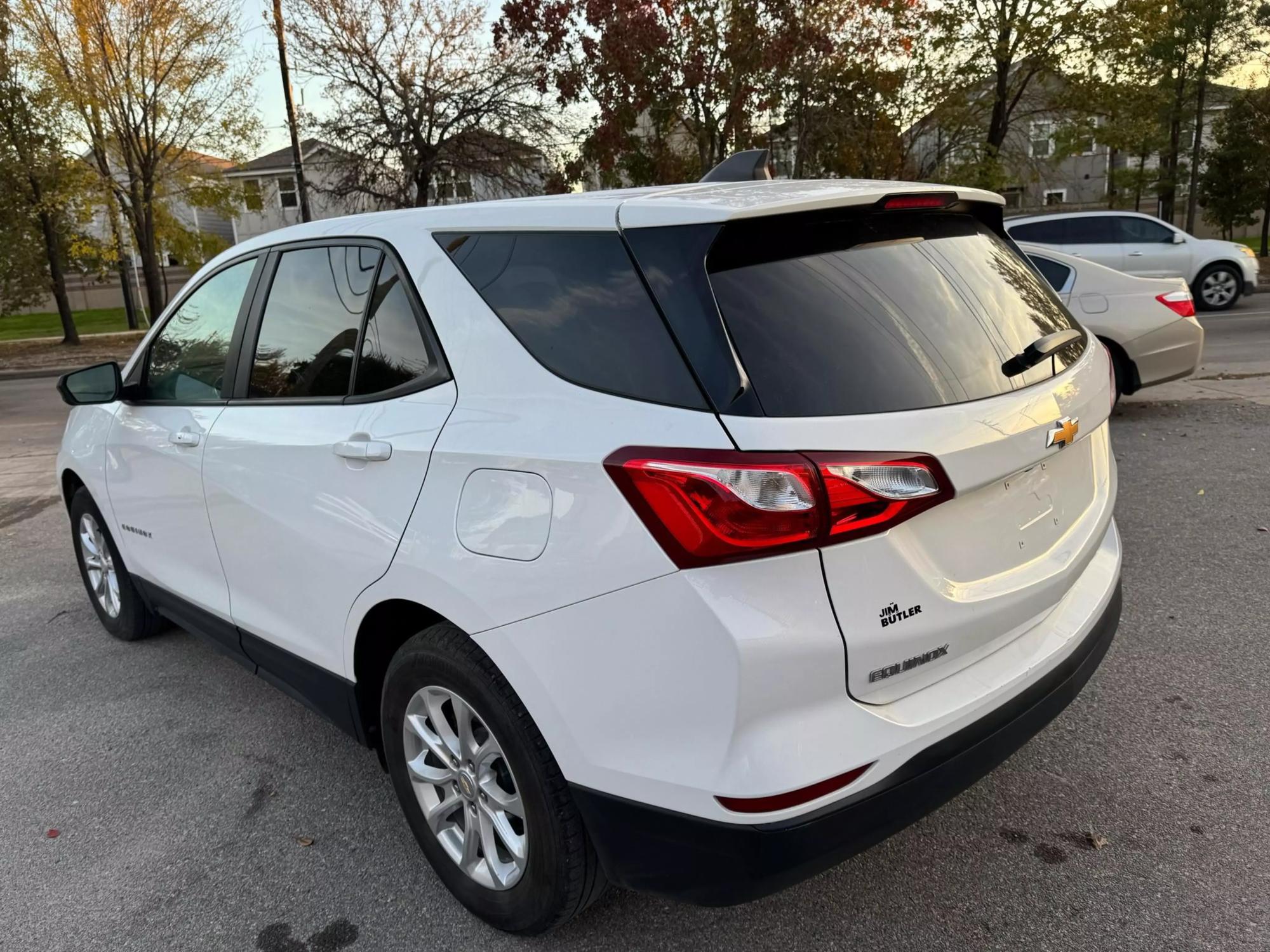 2021 Chevrolet Equinox LS photo 24