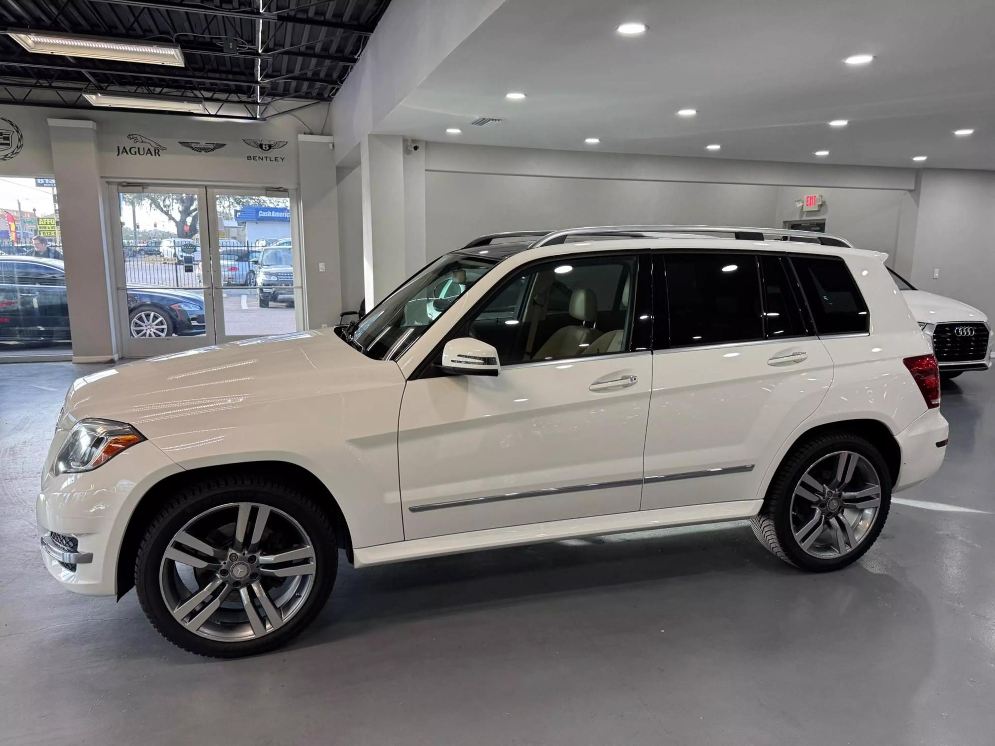 2015 Mercedes-Benz GLK-Class GLK350 photo 4