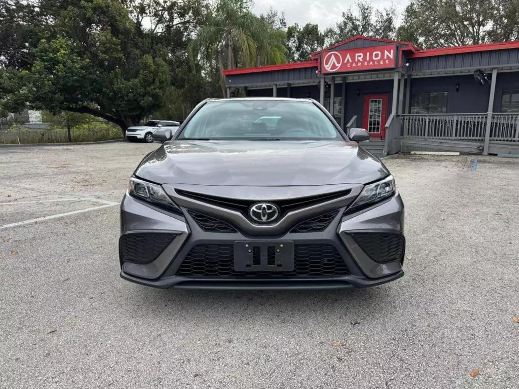 2022 Toyota Camry SE photo 31