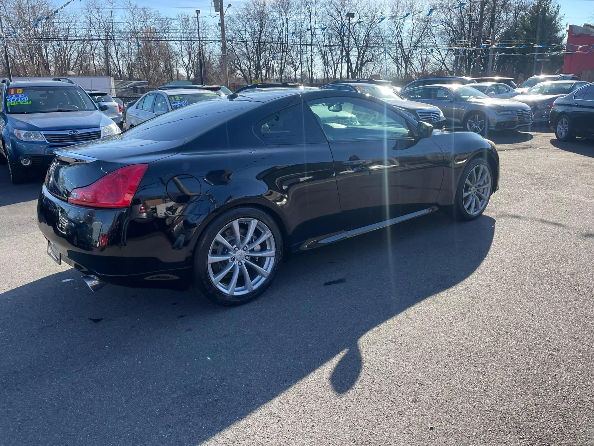 2009 INFINITI G Coupe 37 Journey photo 65