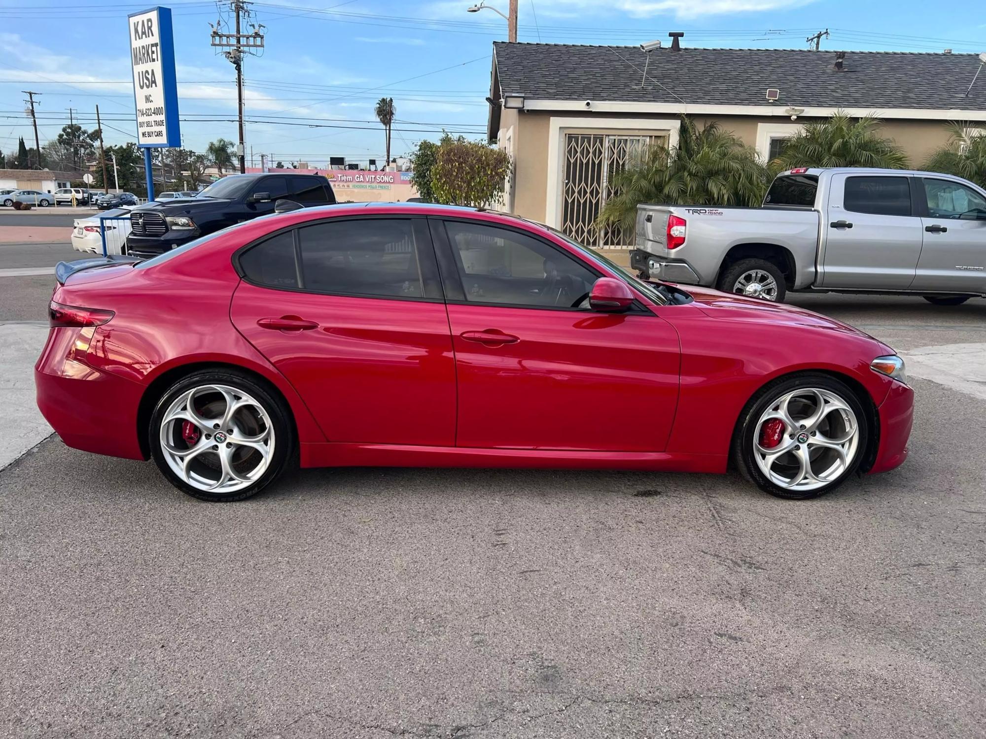 2020 Alfa Romeo Giulia Ti Sport photo 33