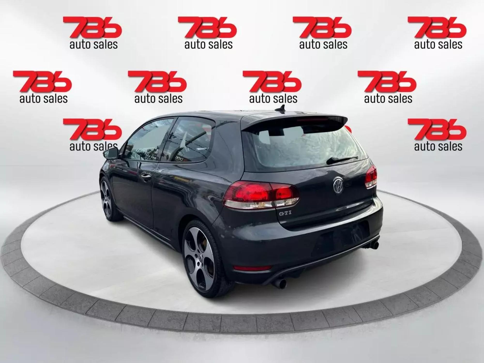 2012 Volkswagen GTI Base photo 31