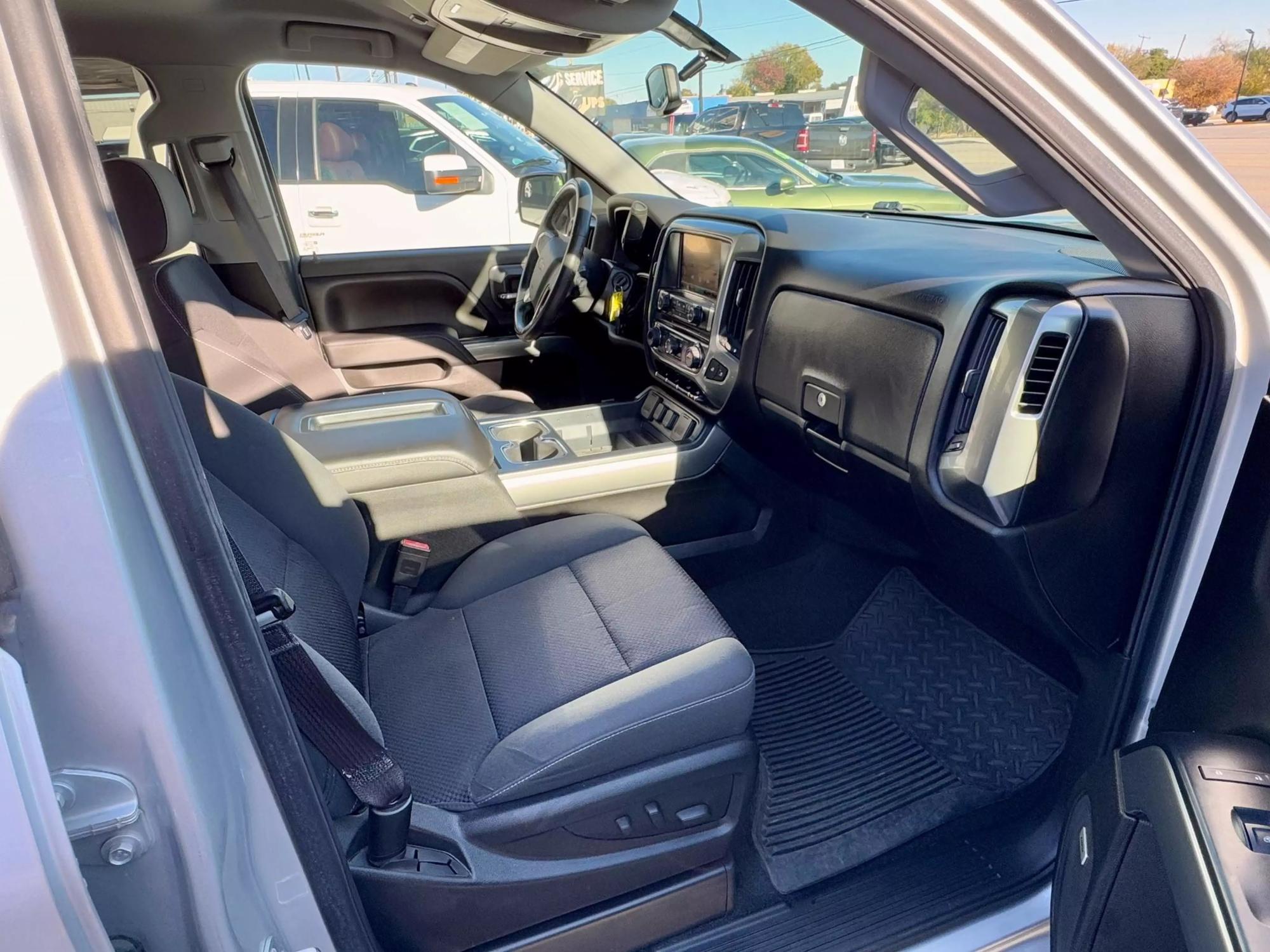 2014 Chevrolet Silverado 1500 LT photo 26