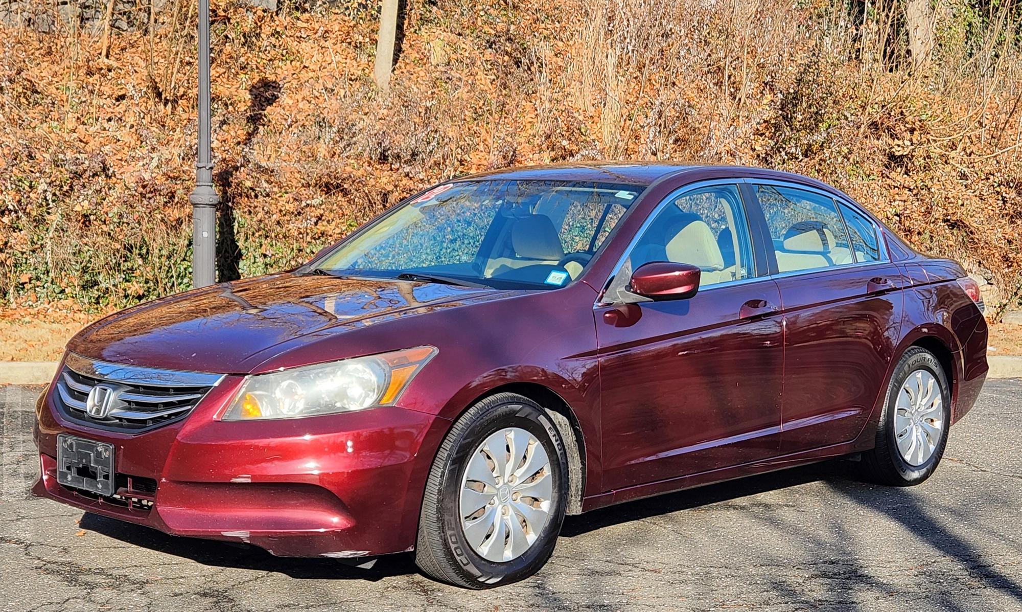 2012 Honda Accord LX photo 18