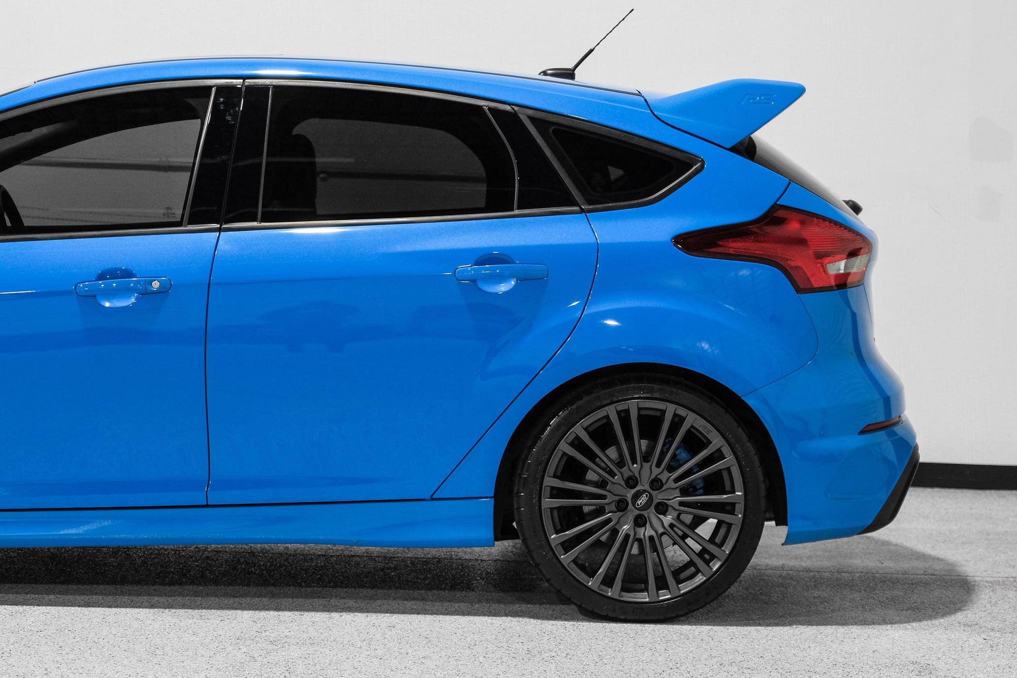 2016 Ford Focus RS photo 99