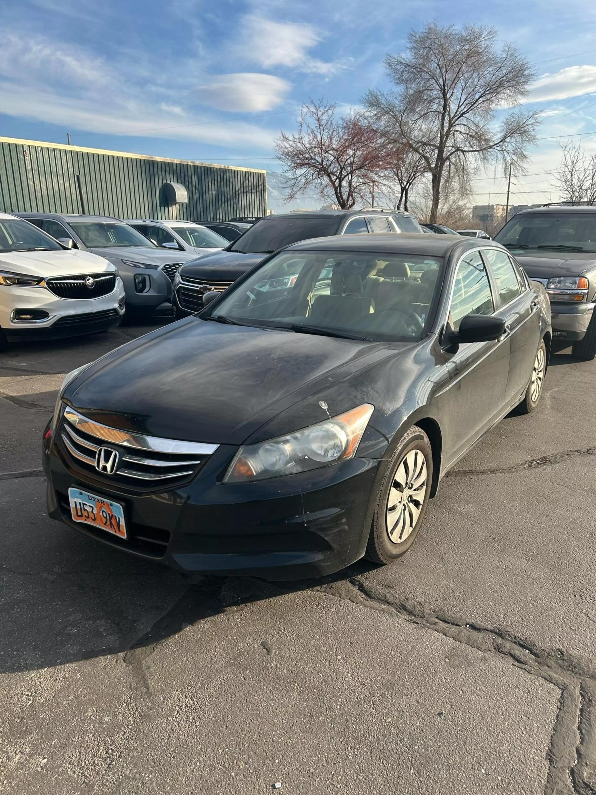 2012 Honda Accord LX photo 2