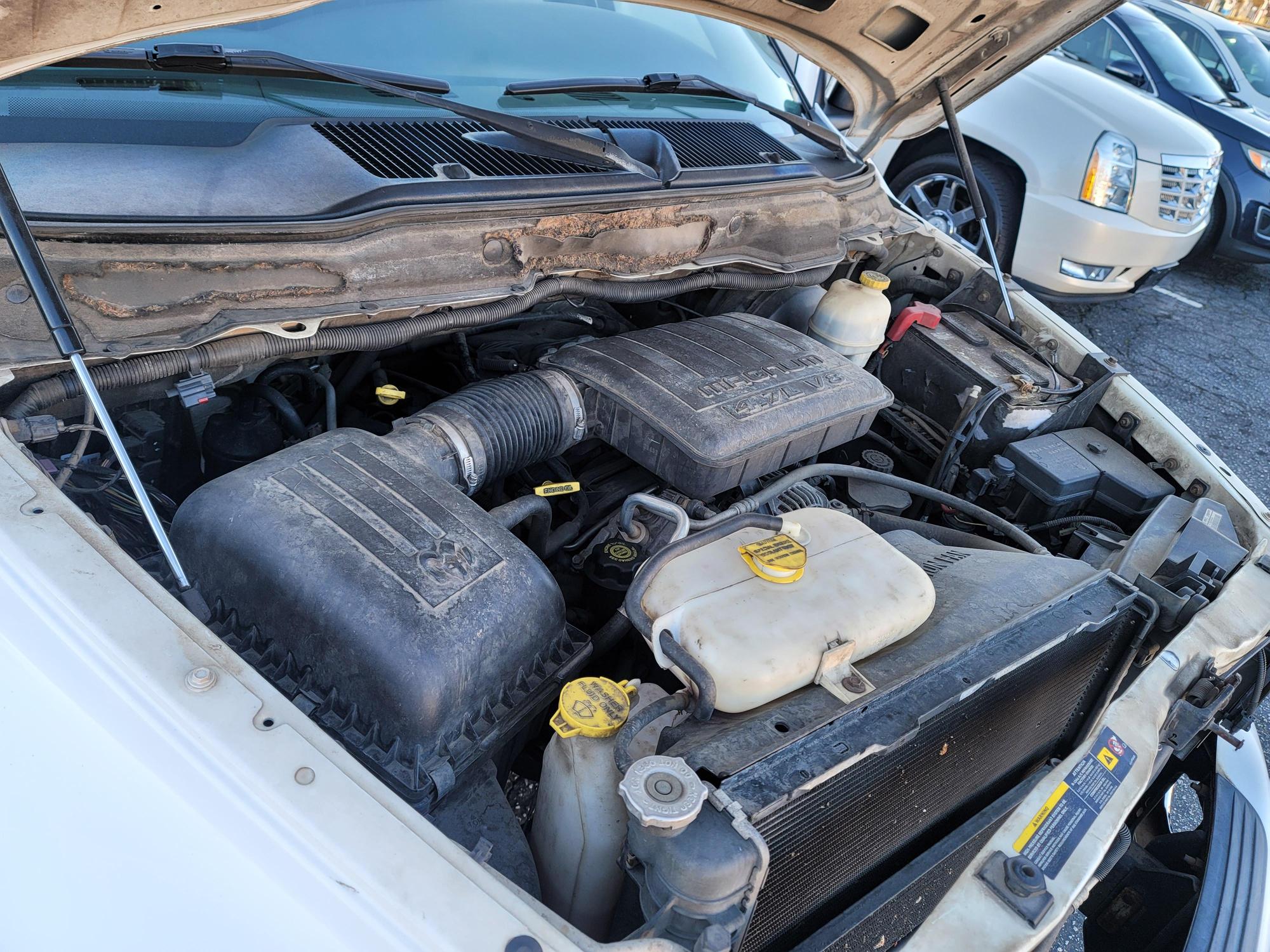 2004 Dodge Ram 1500 Pickup SLT photo 63