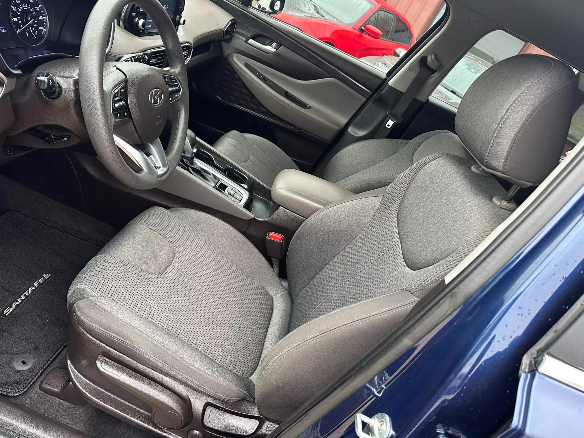 2019 Hyundai Santa Fe SE photo 57