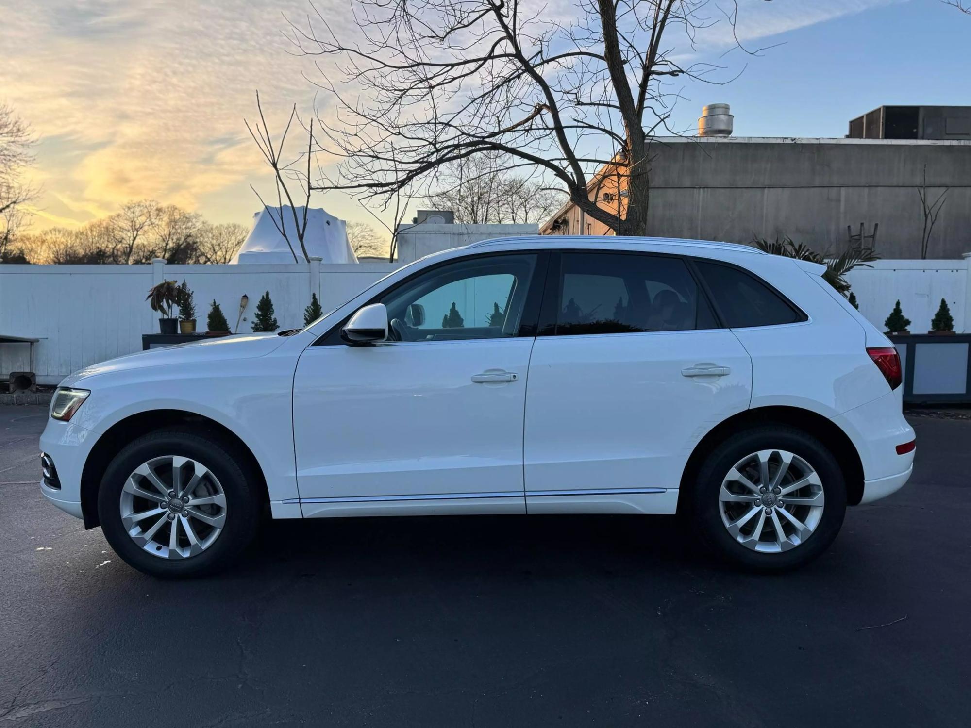 2016 Audi Q5 Premium photo 52