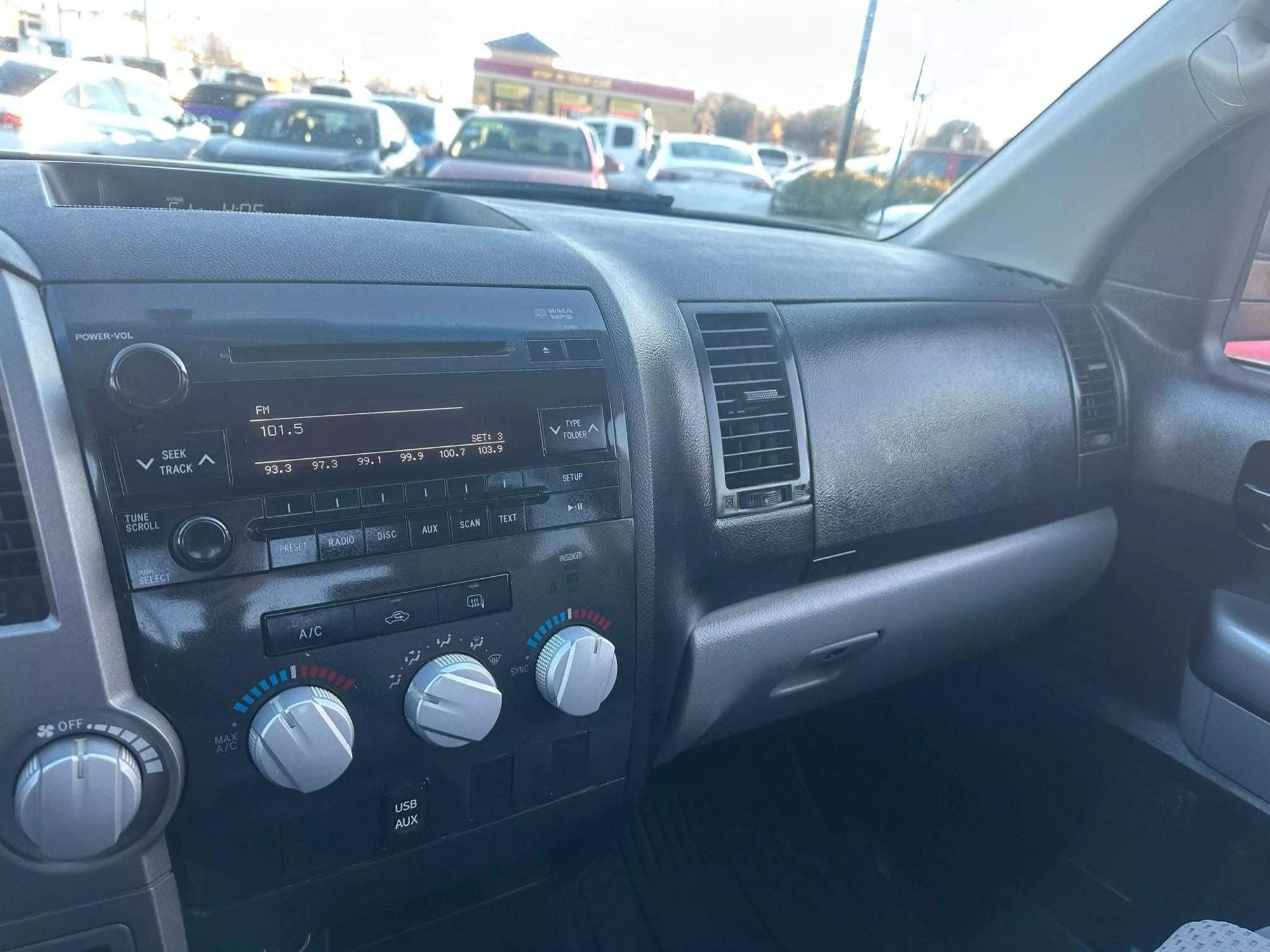 2010 Toyota Tundra Tundra Grade photo 58