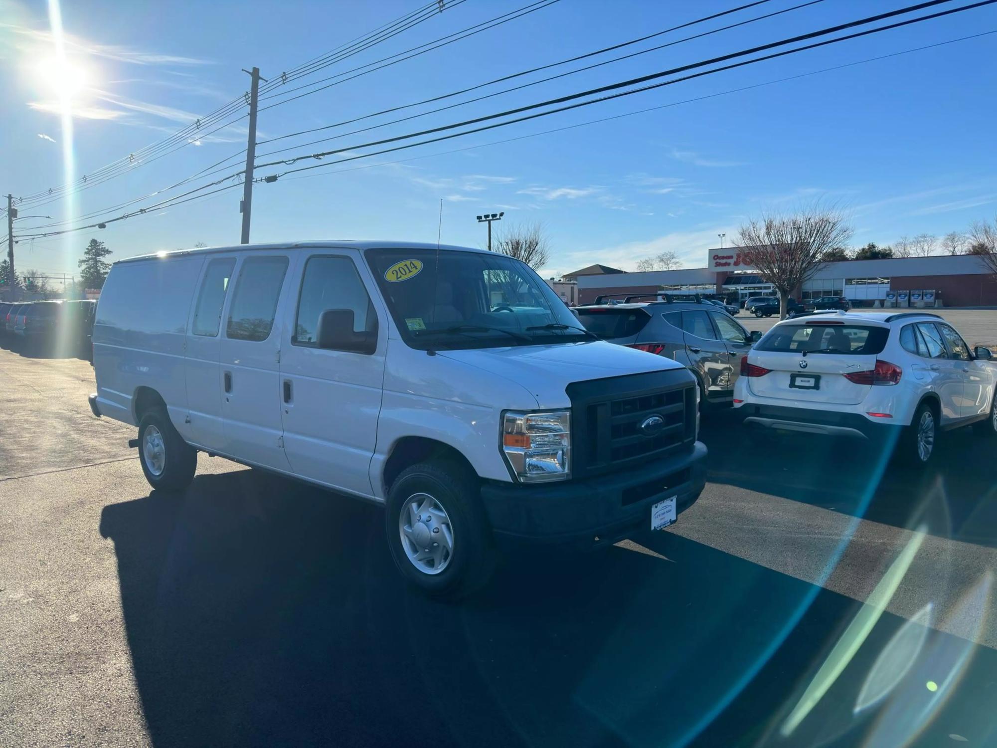 2014 Ford E-Series Econoline Van Commercial photo 22