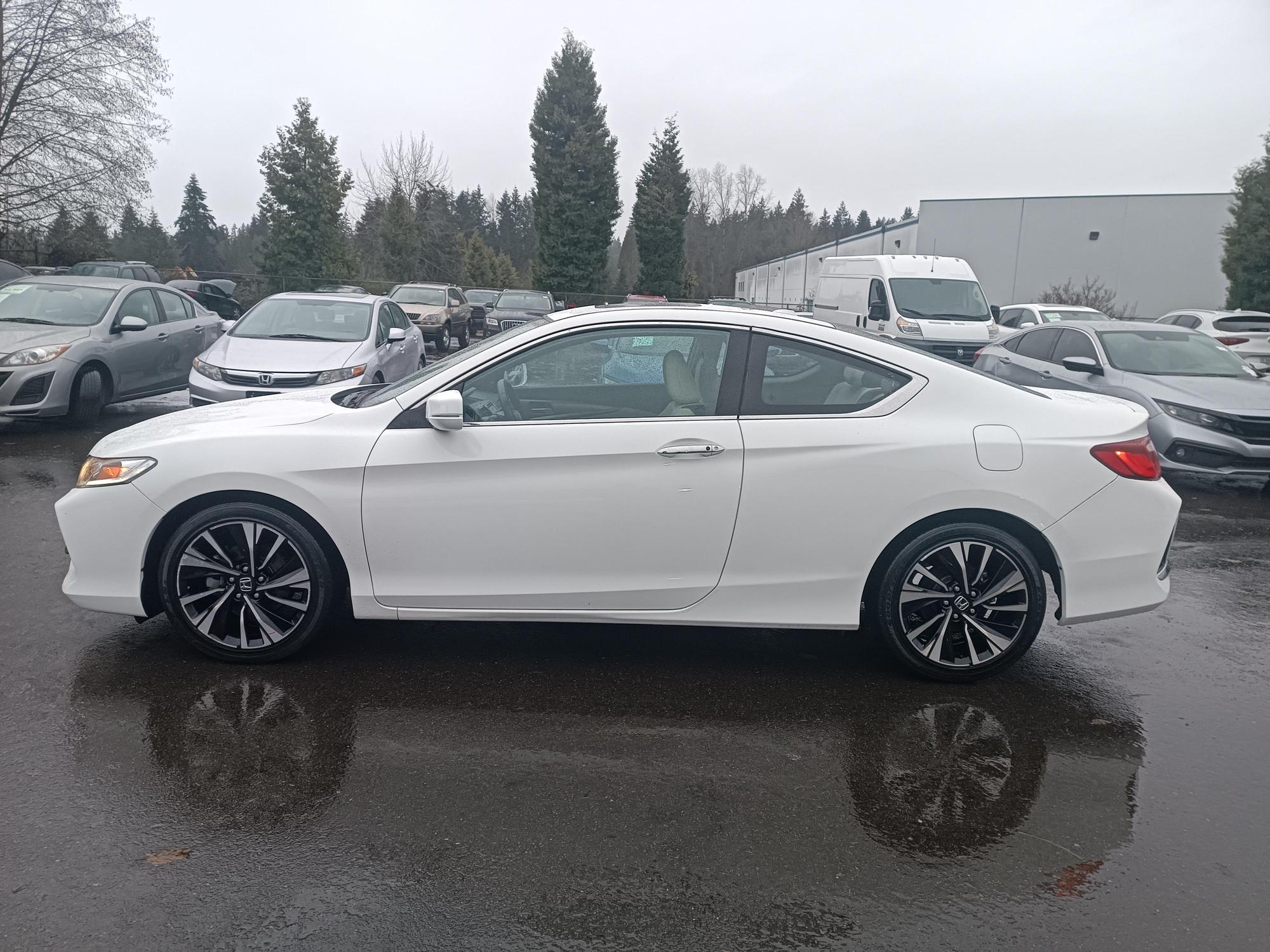 2016 Honda Accord EX-L photo 37