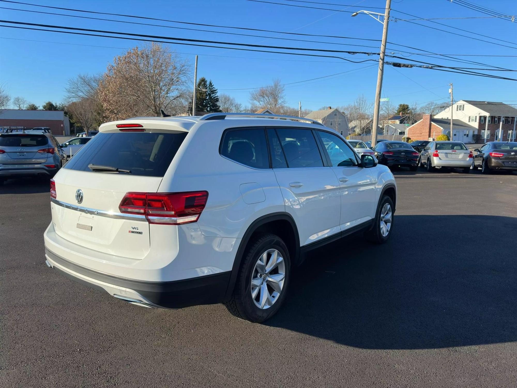 2018 Volkswagen Atlas SE photo 33