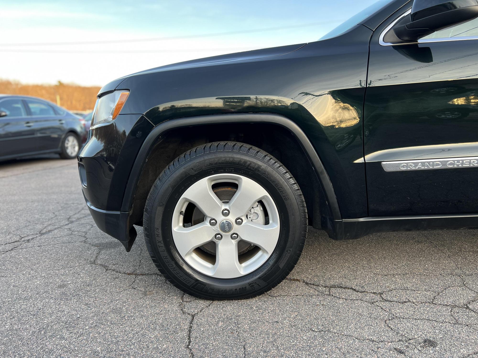 2013 Jeep Grand Cherokee Laredo photo 65