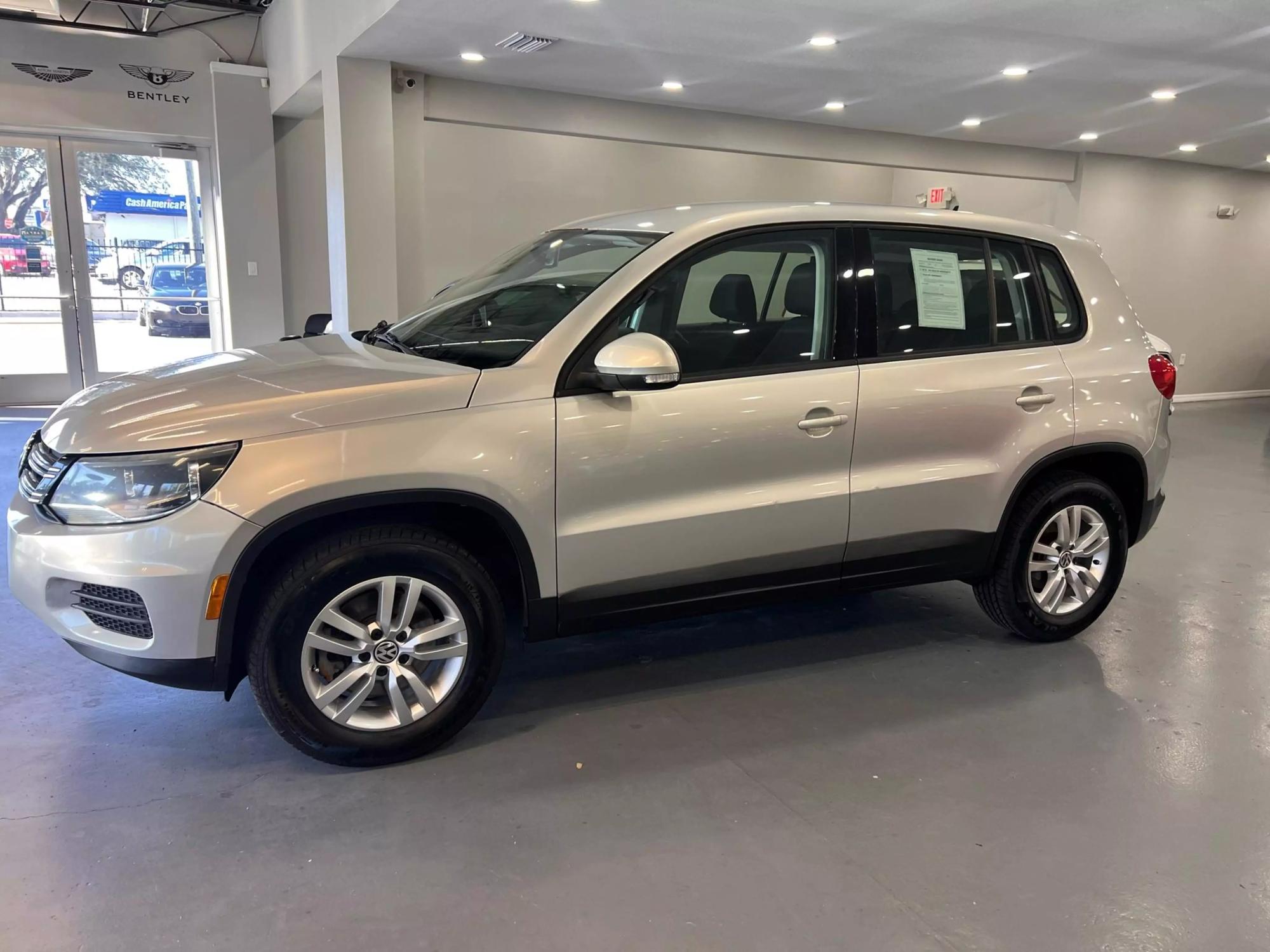 2014 Volkswagen Tiguan S photo 4