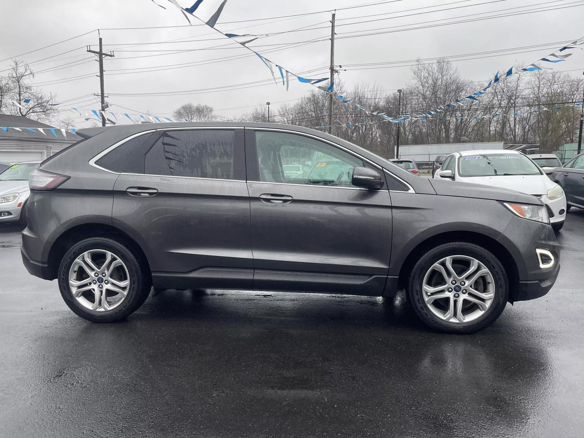 2015 Ford Edge Titanium photo 84