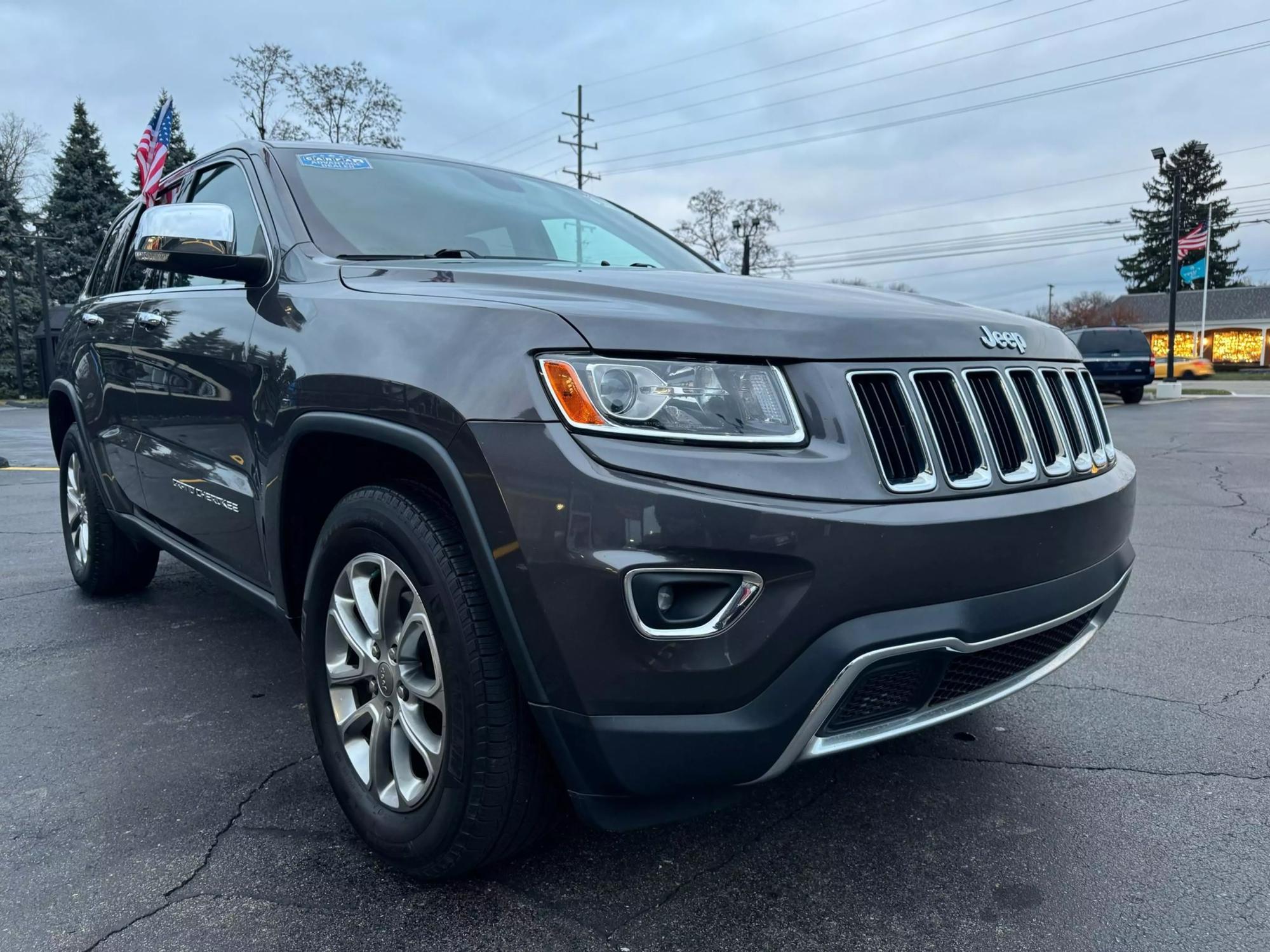 2015 Jeep Grand Cherokee Limited photo 19