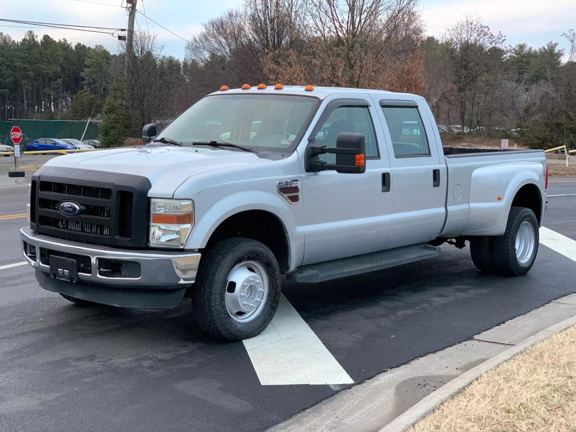 2008 Ford F-350 Super Duty XL photo 95