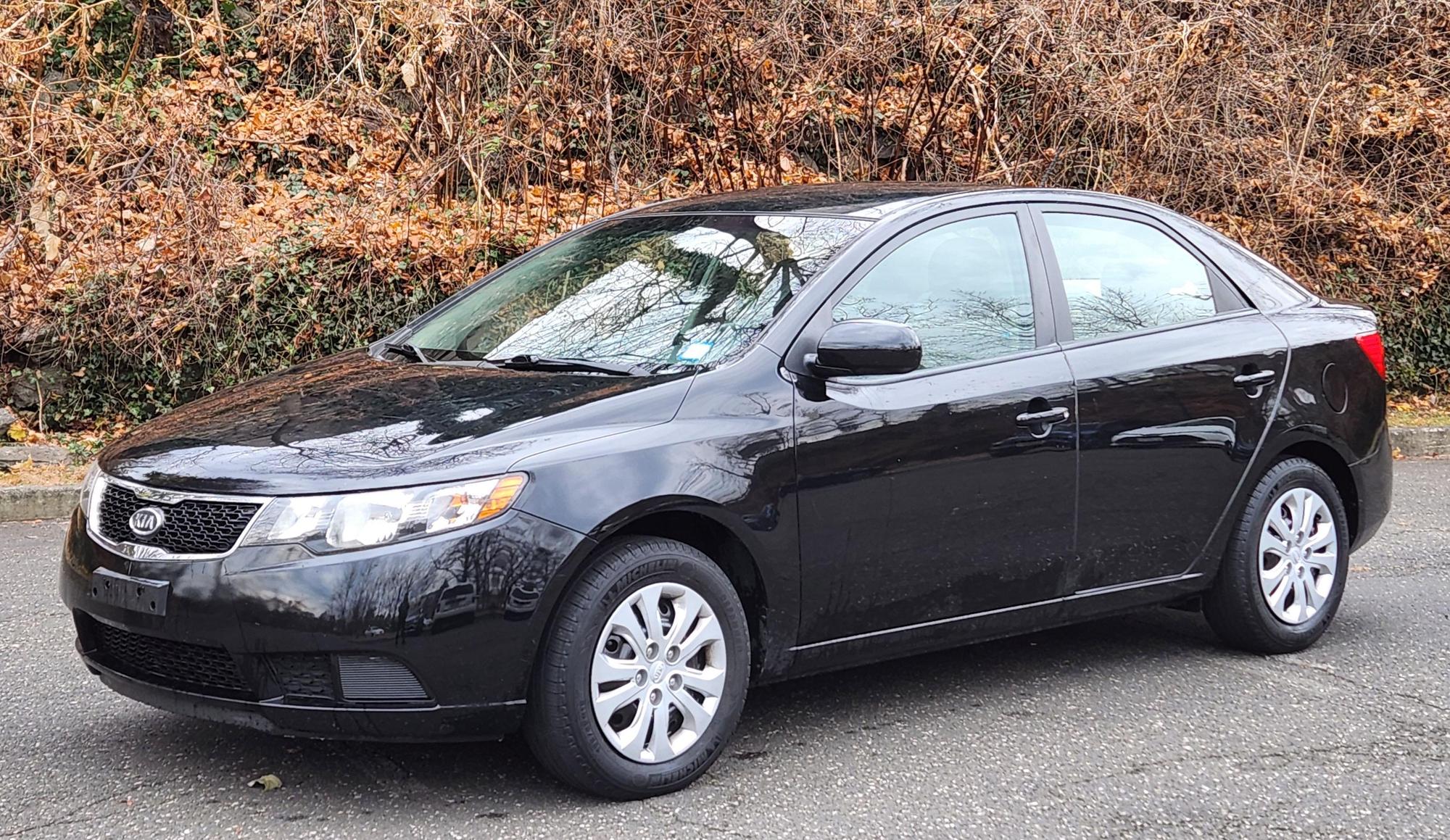 2011 Kia Forte LX photo 17