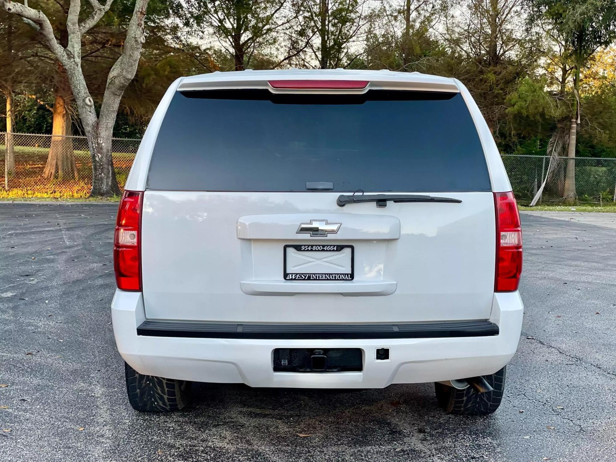 2009 Chevrolet Tahoe LS photo 35