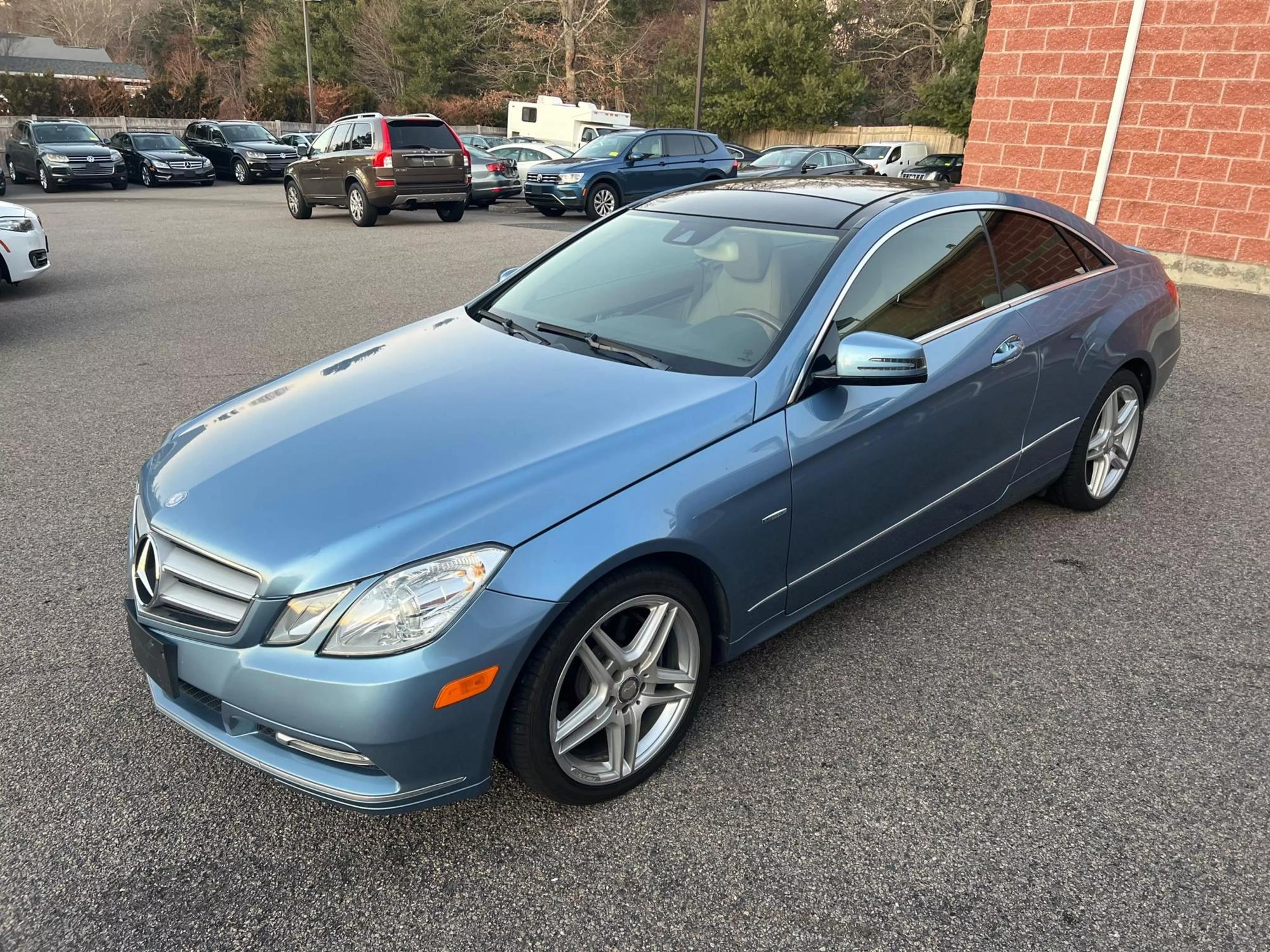 2012 Mercedes-Benz E-Class E350 photo 18