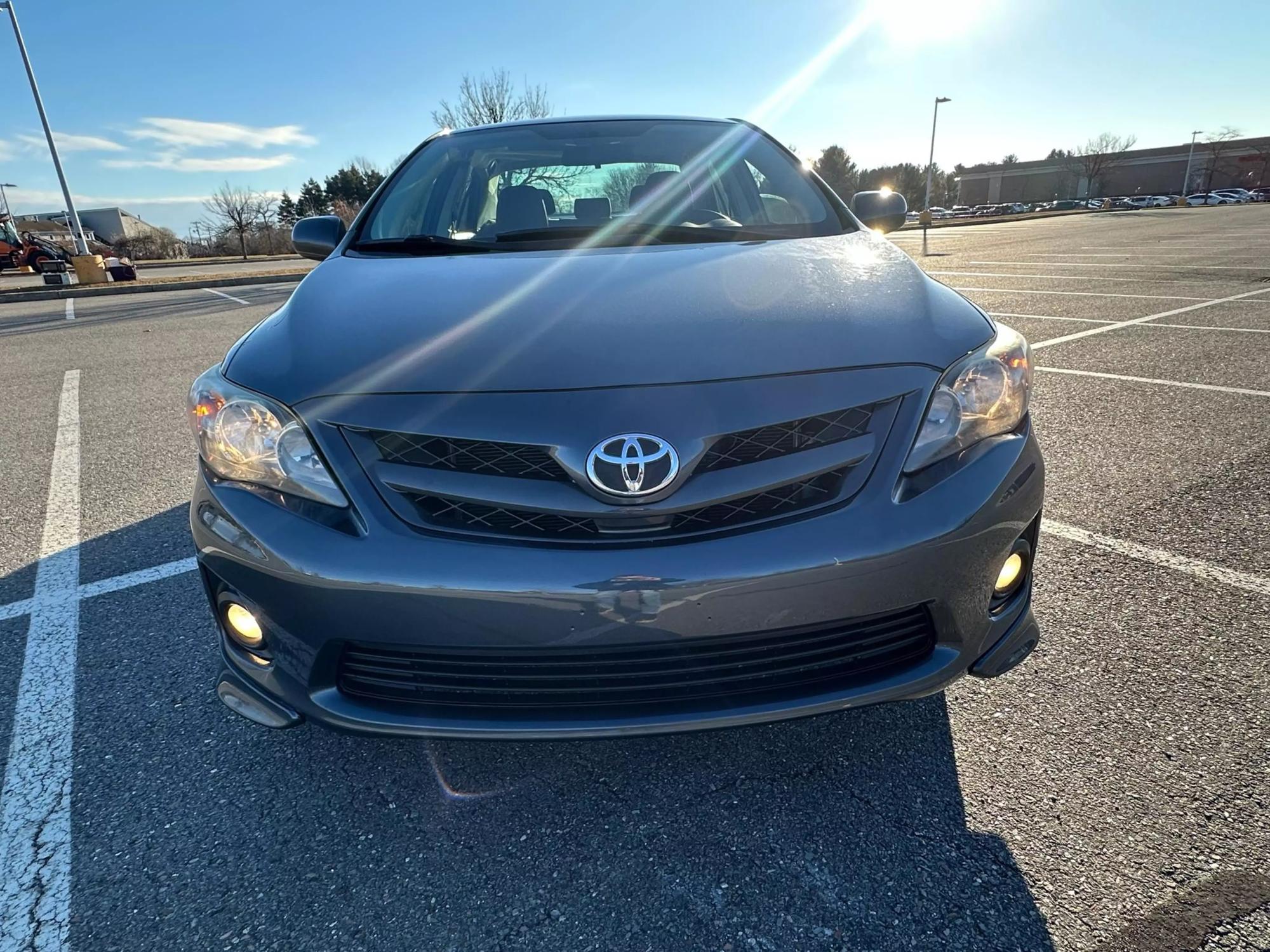 2012 Toyota Corolla S photo 30