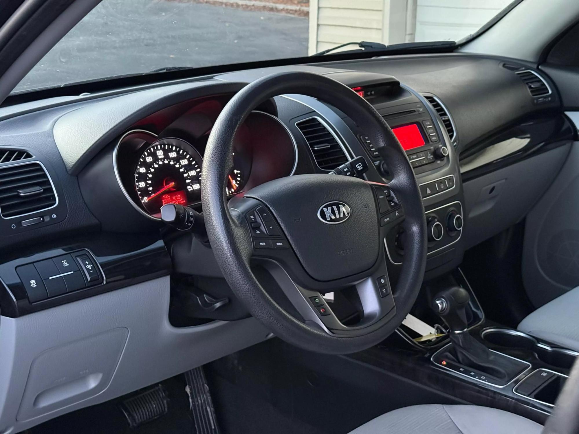 2015 Kia Sorento LX photo 31