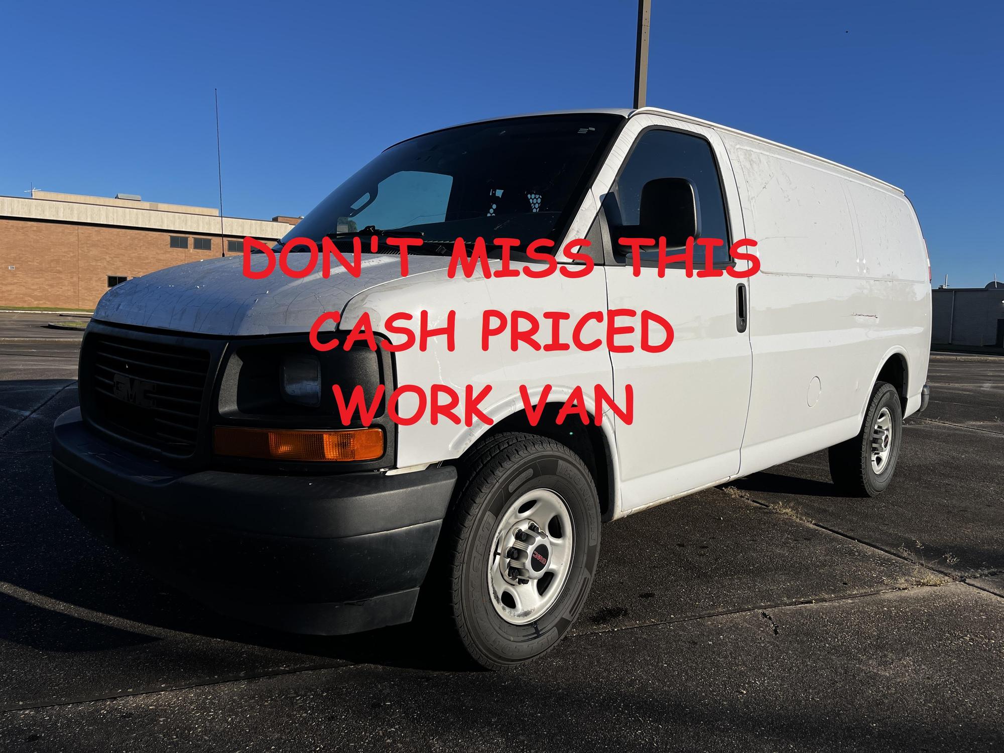 2017 GMC Savana Cargo Work Van photo 20