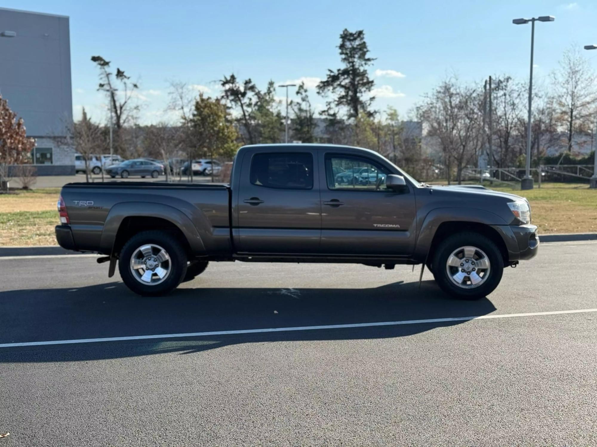 2010 Toyota Tacoma Base photo 103