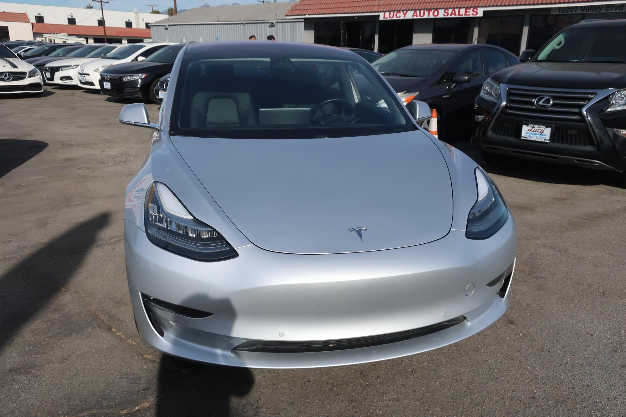 2018 Tesla Model 3 Long Range photo 51