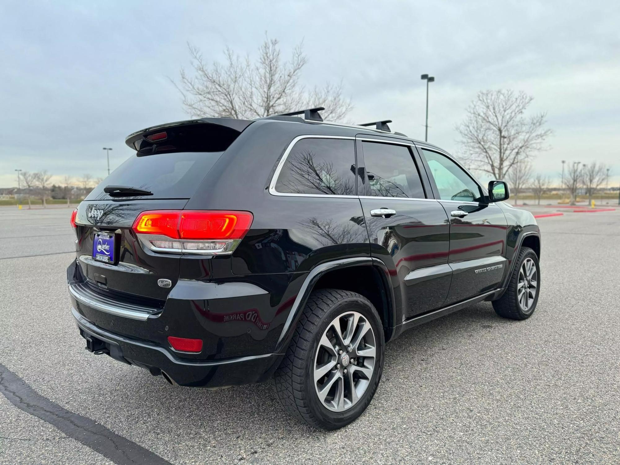 2017 Jeep Grand Cherokee Overland photo 25