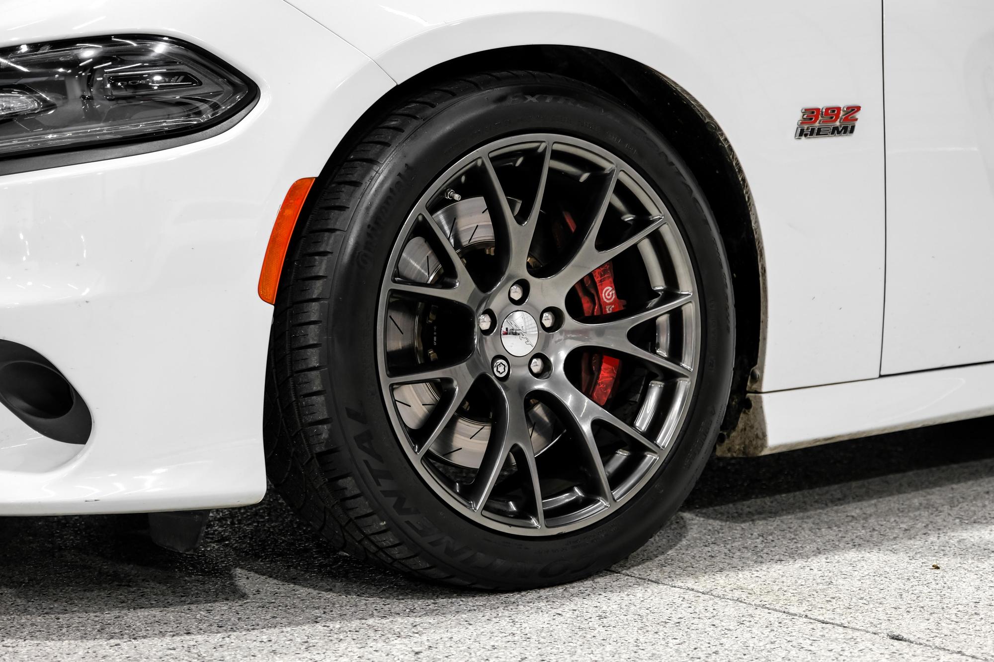 2016 Dodge Charger SRT 392 photo 136