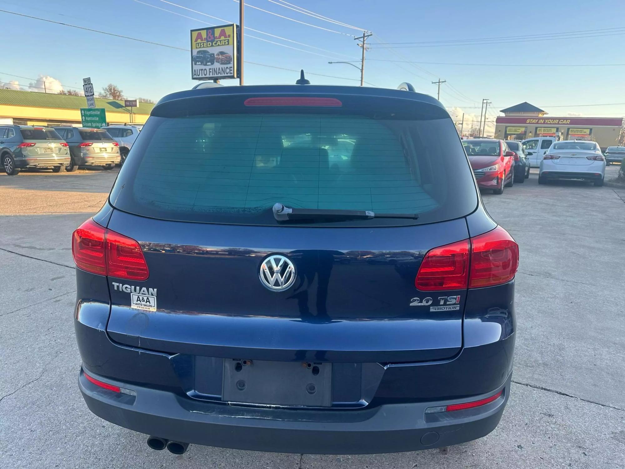 2015 Volkswagen Tiguan SE photo 37