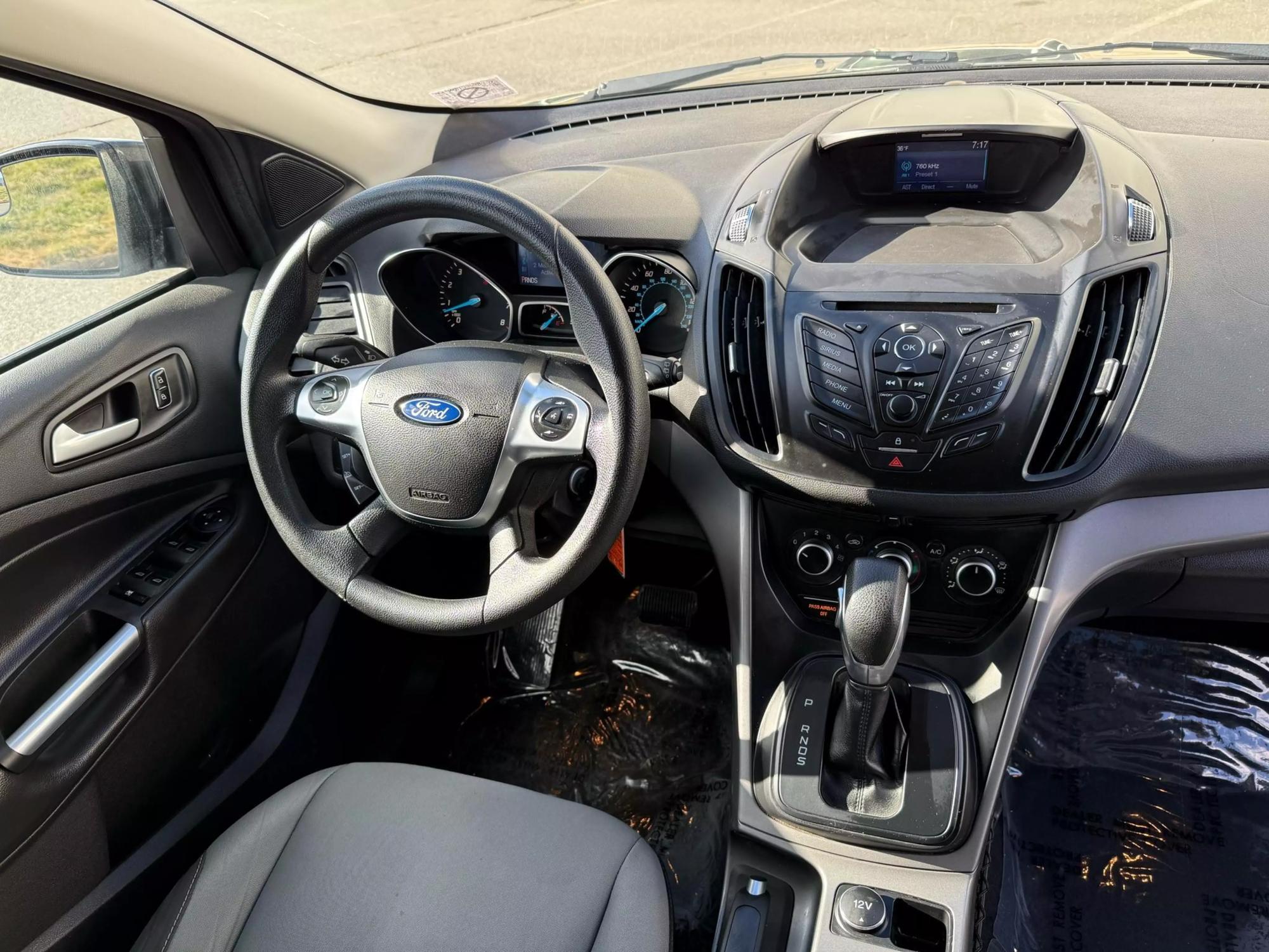 2015 Ford Escape SE photo 171