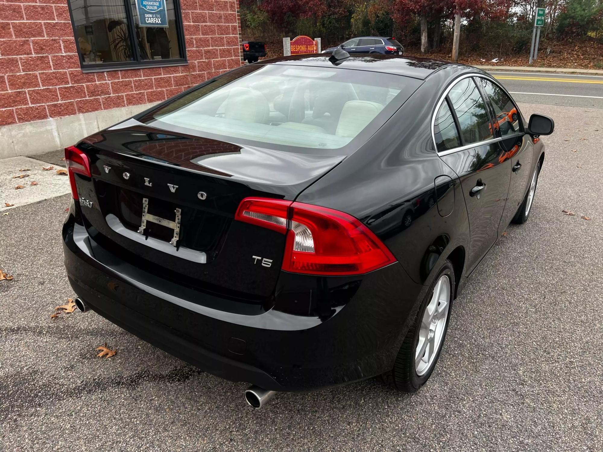 2012 Volvo S60 T5 photo 22