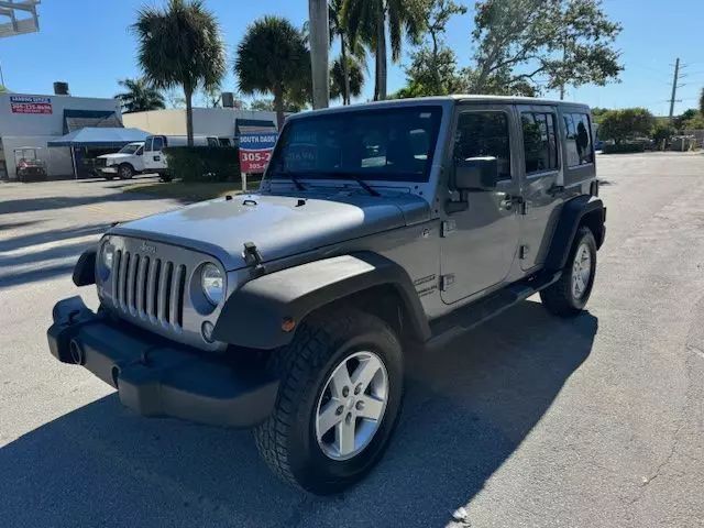 2015 Jeep Wrangler Unlimited Sport photo 24