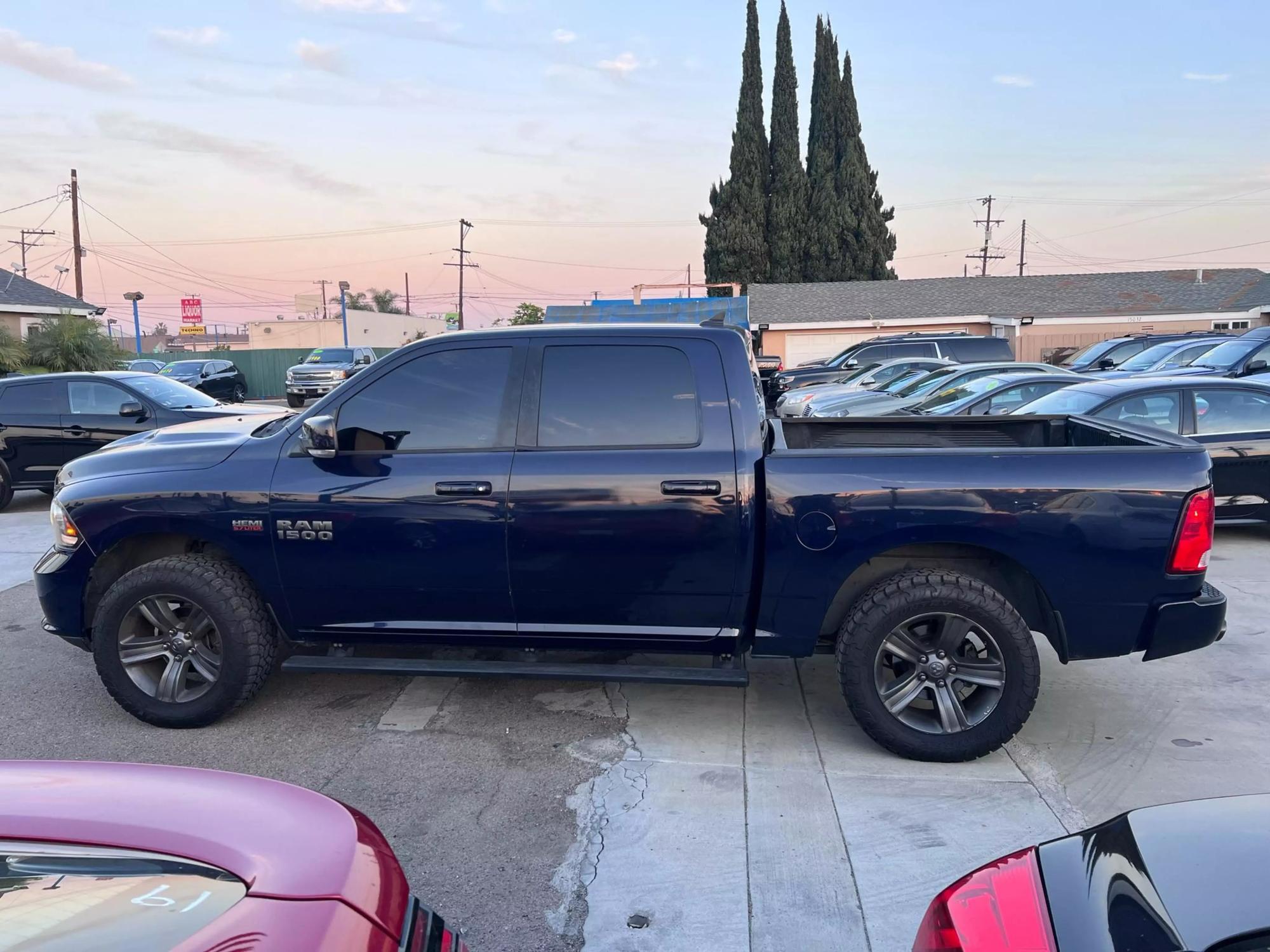 2013 RAM Ram 1500 Pickup Sport photo 35