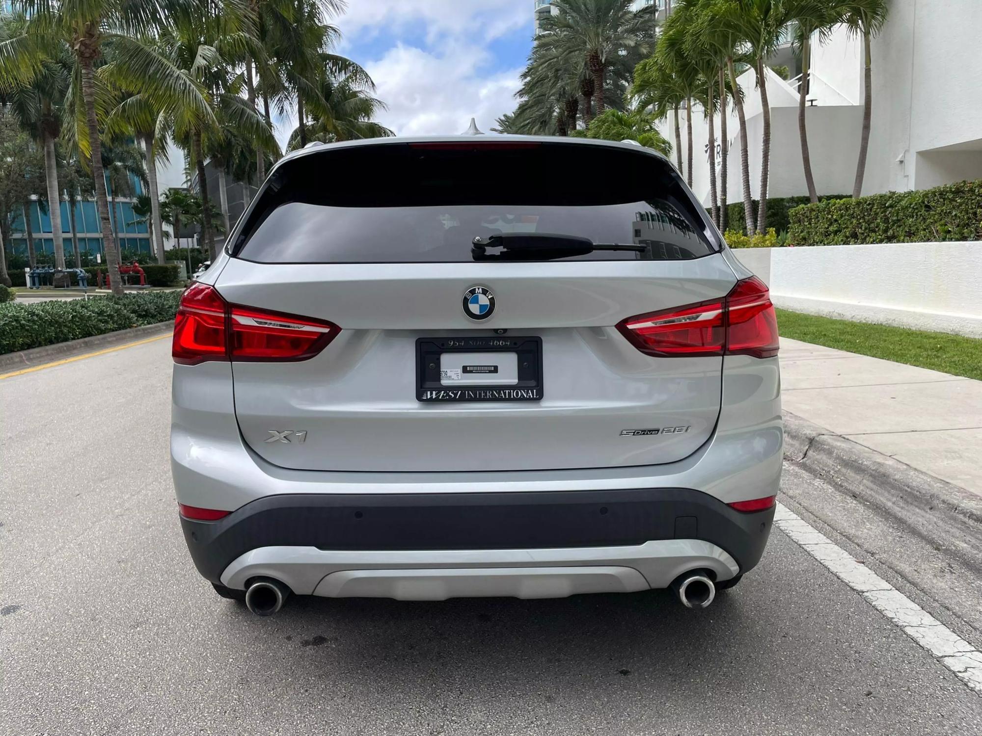 2021 BMW X1 28i photo 35