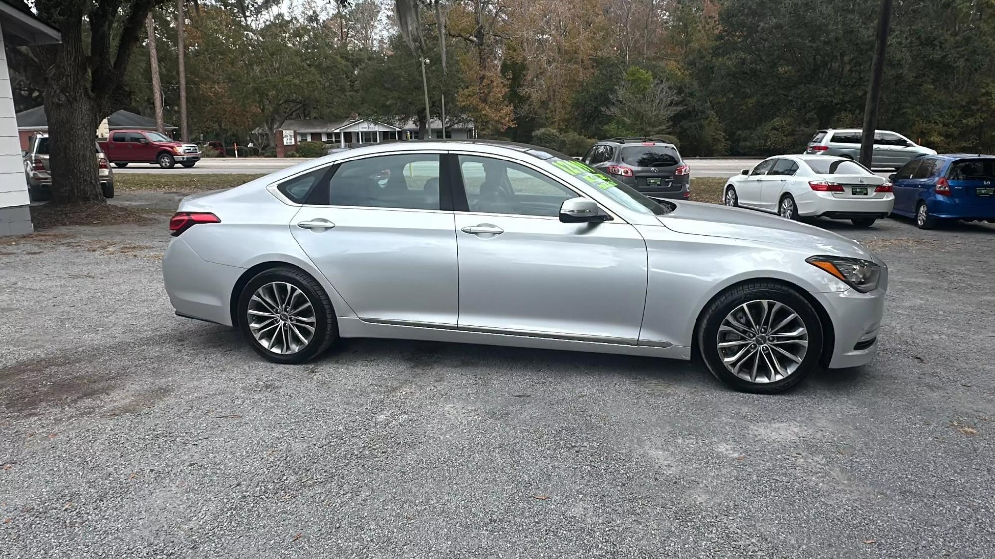 2016 Hyundai Genesis Base photo 20