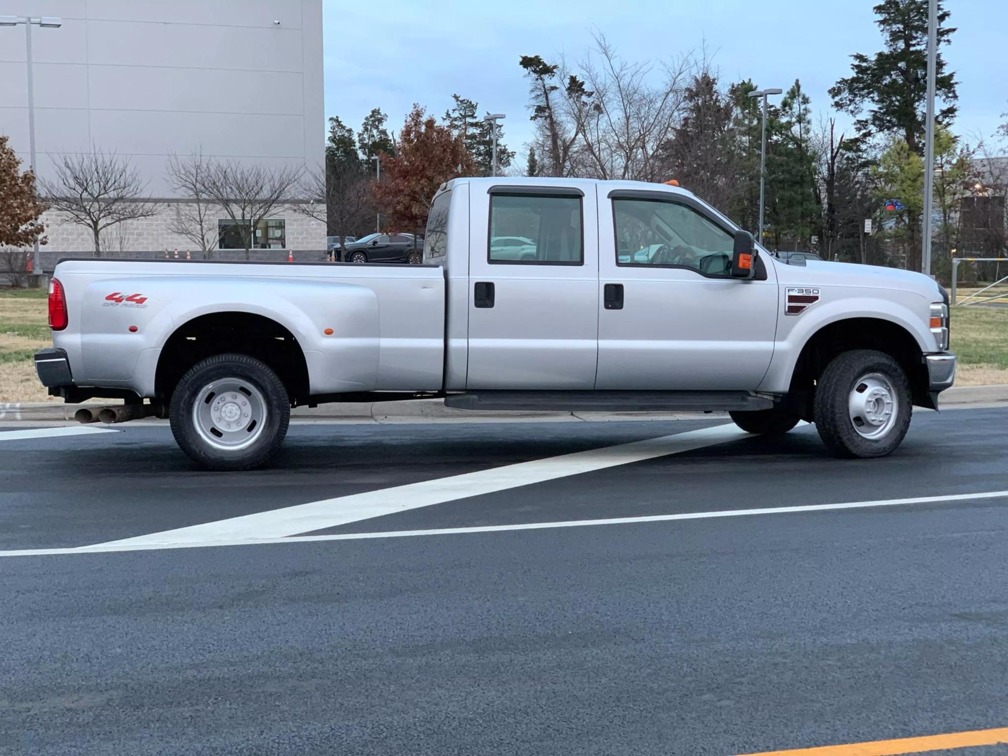 2008 Ford F-350 Super Duty XL photo 83