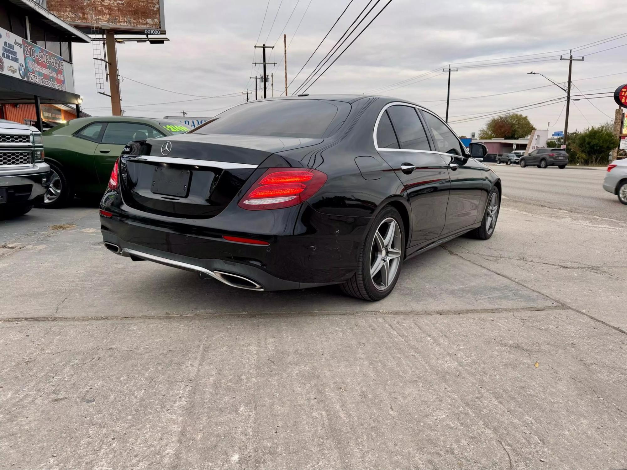 2017 Mercedes-Benz E-Class E300 photo 22