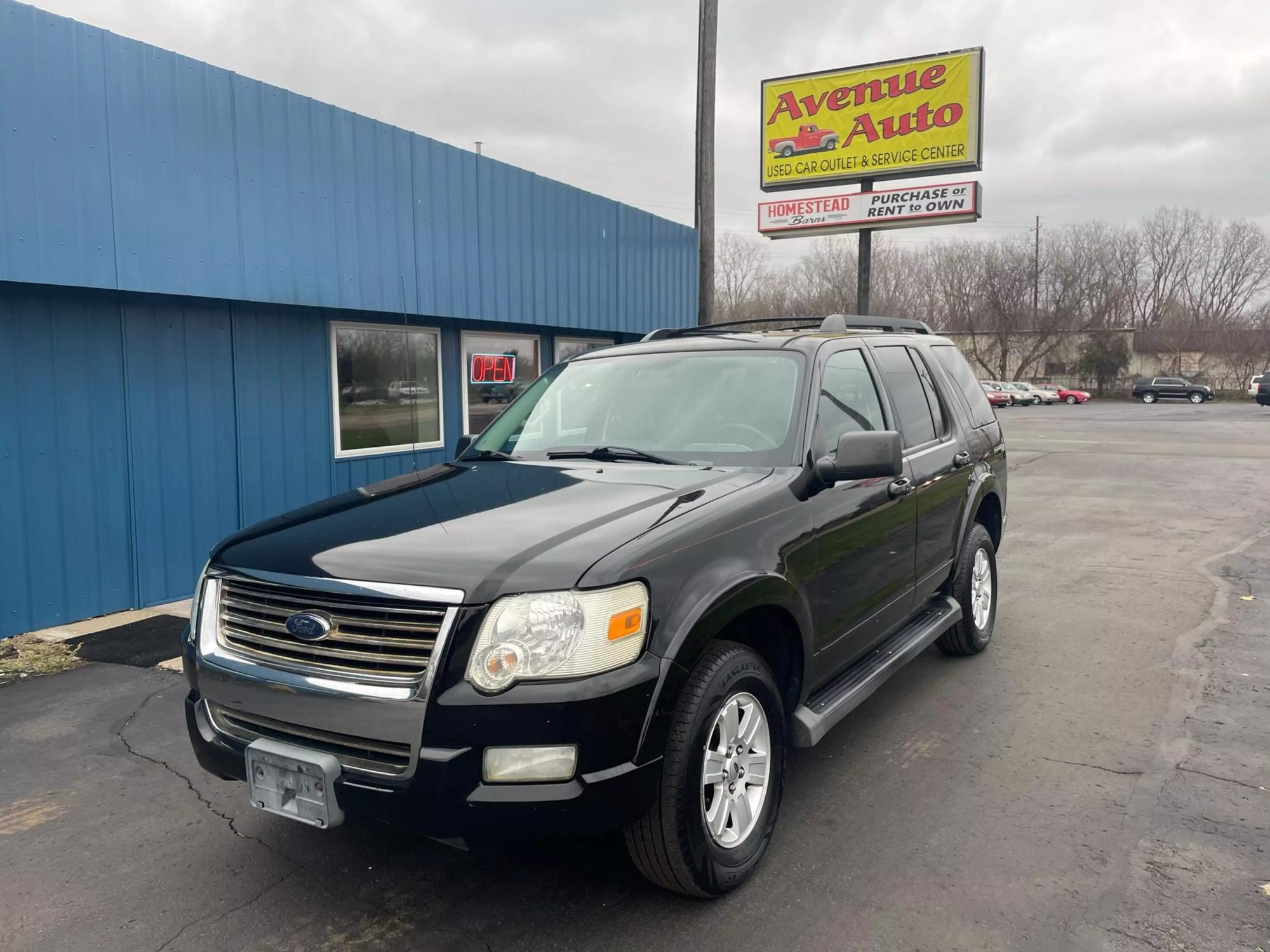 2010 Ford Explorer XLT photo 12