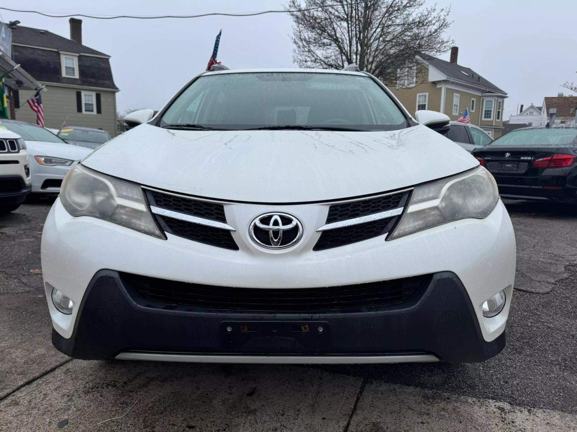 2013 Toyota RAV4 Limited photo 16