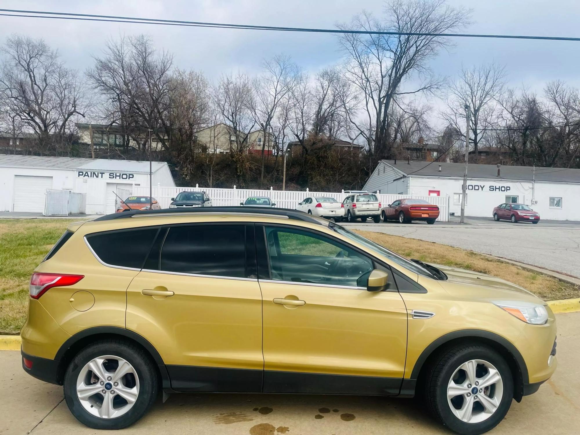 2015 Ford Escape SE photo 22