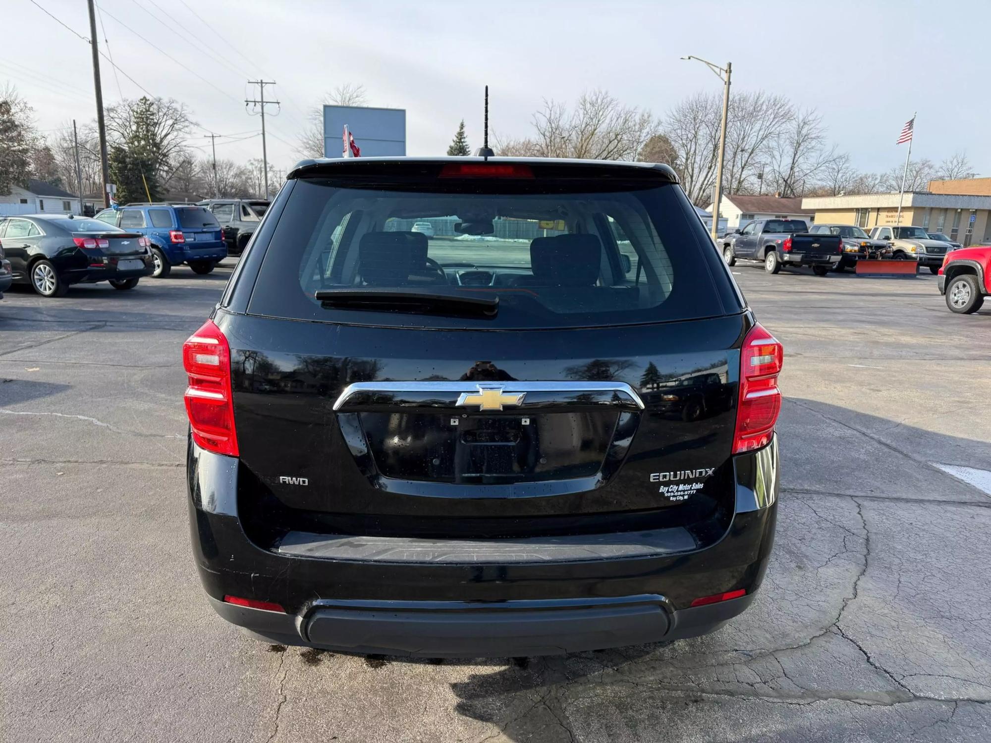 2016 Chevrolet Equinox LS photo 23