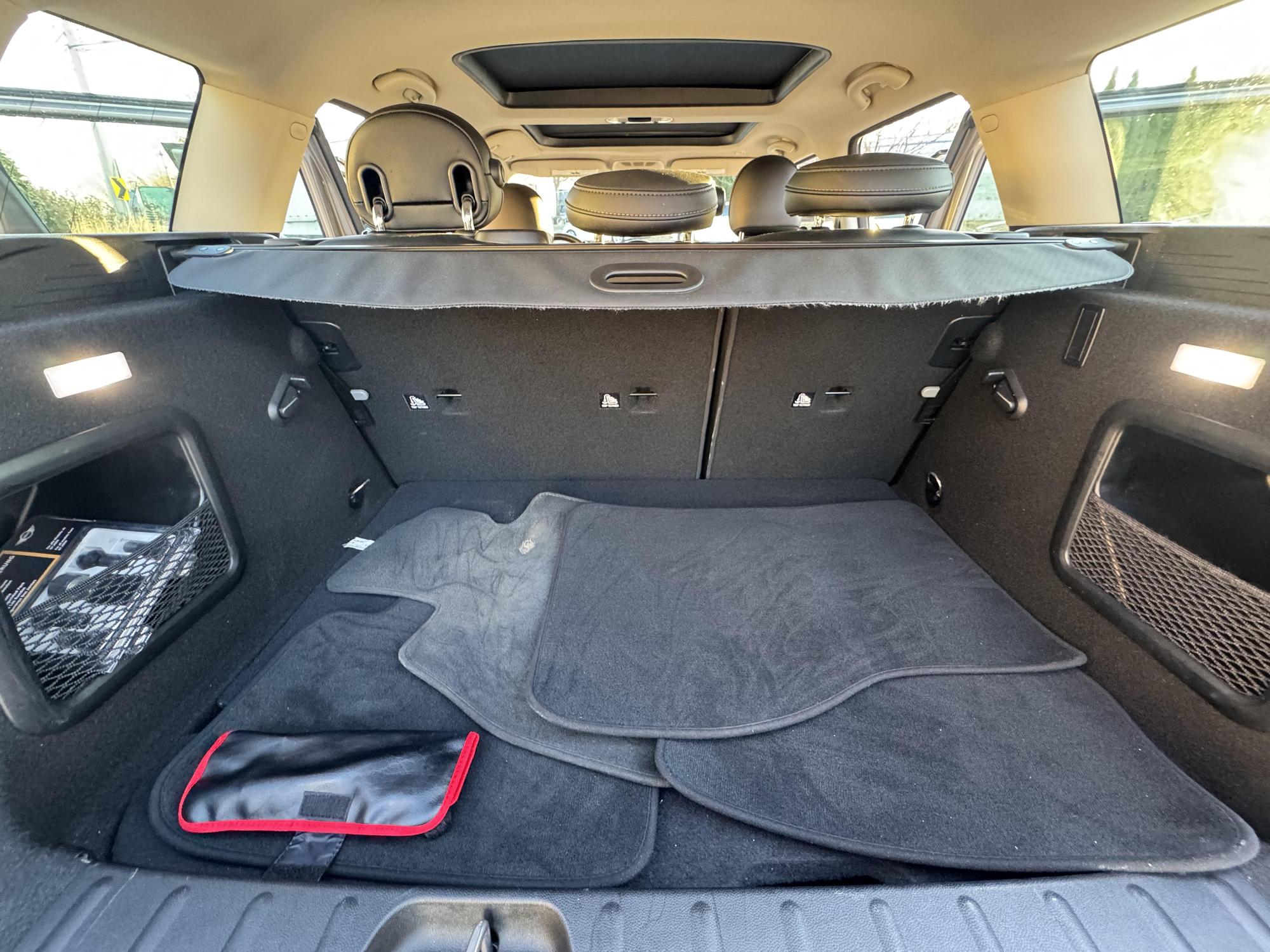 2017 MINI Clubman Base photo 56