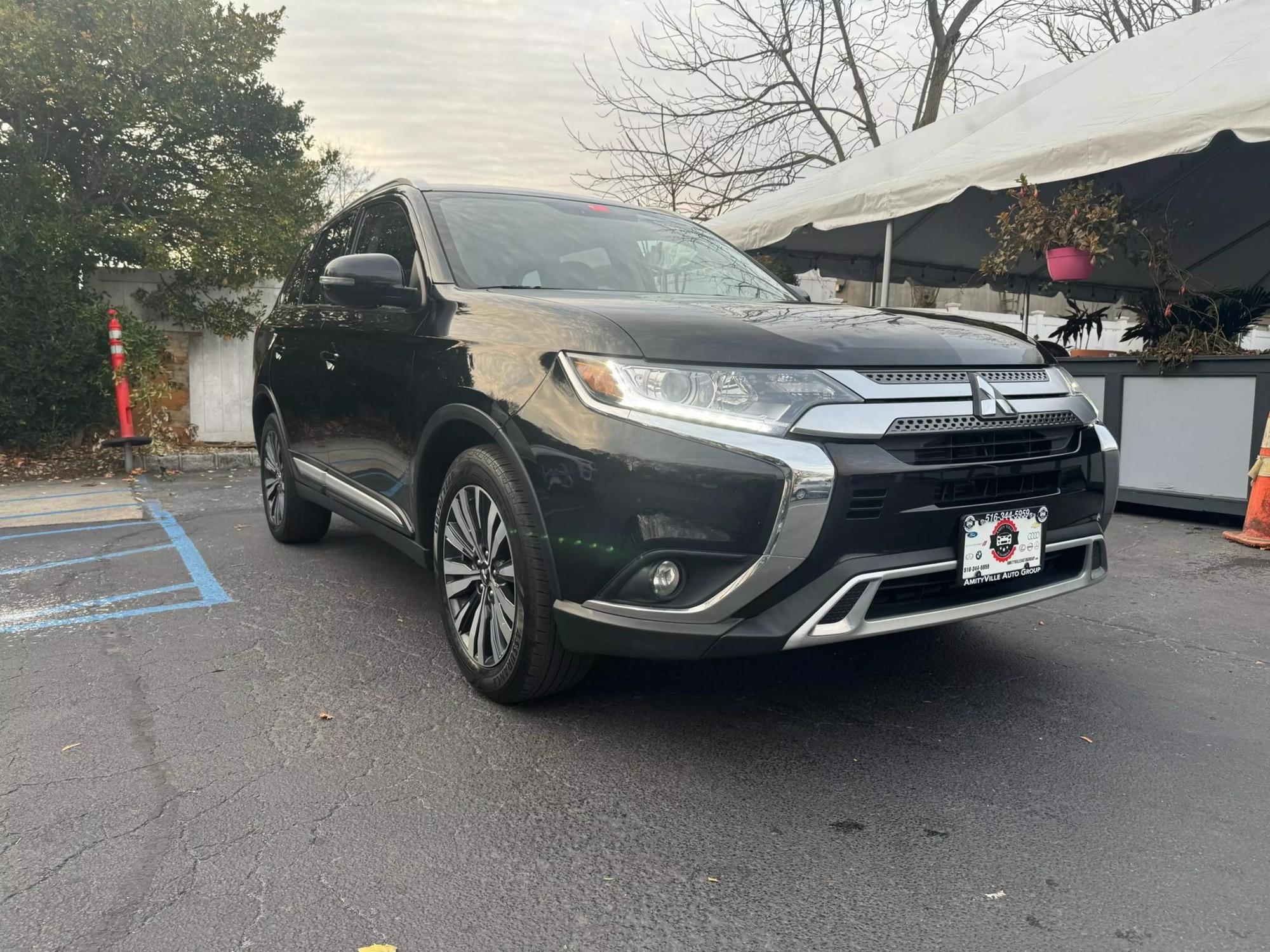 2019 Mitsubishi Outlander SEL photo 46